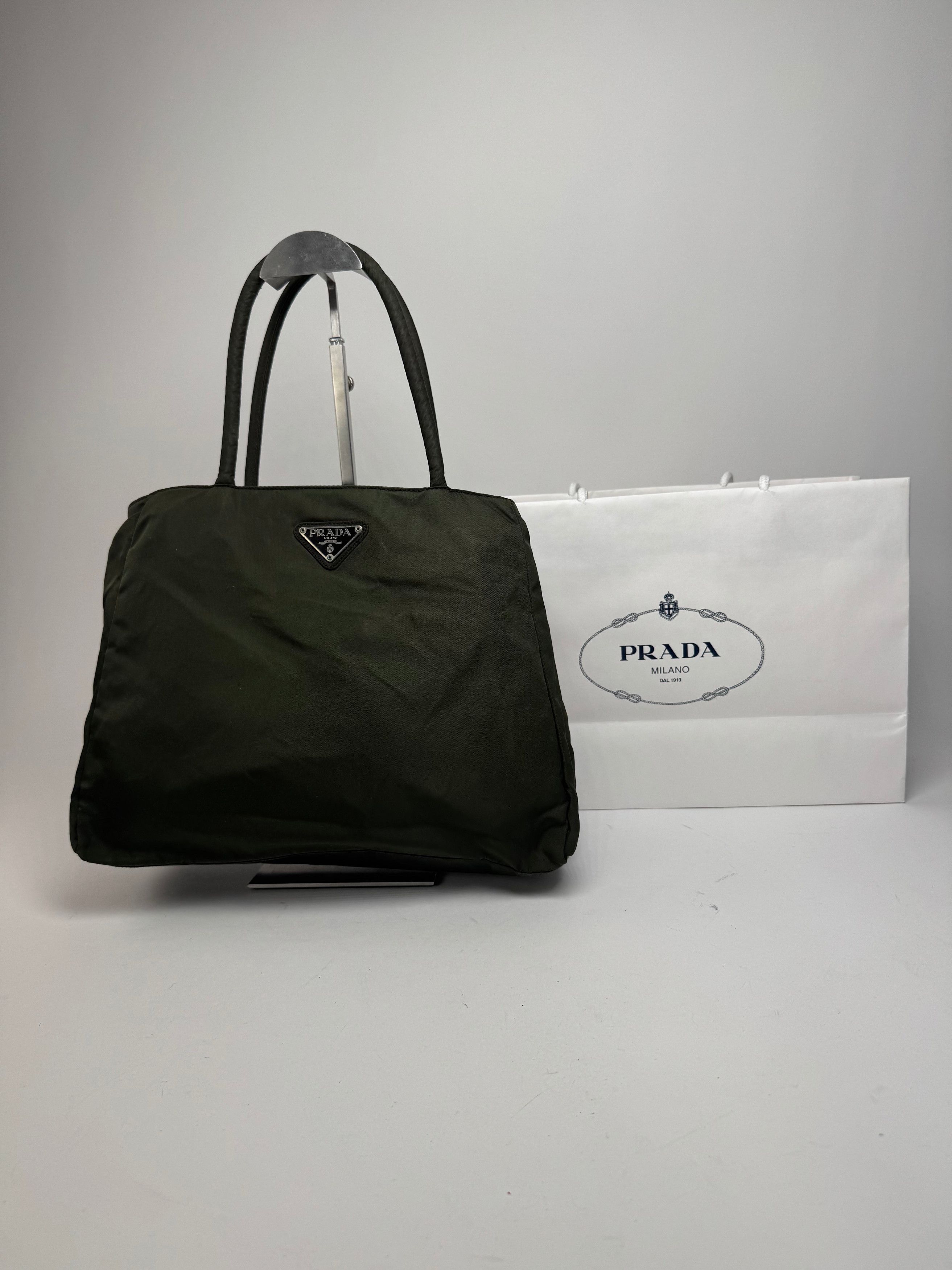 Prada Vintage Nylon Triangle Handbag Green Size ONE SIZE - 8 Thumbnail
