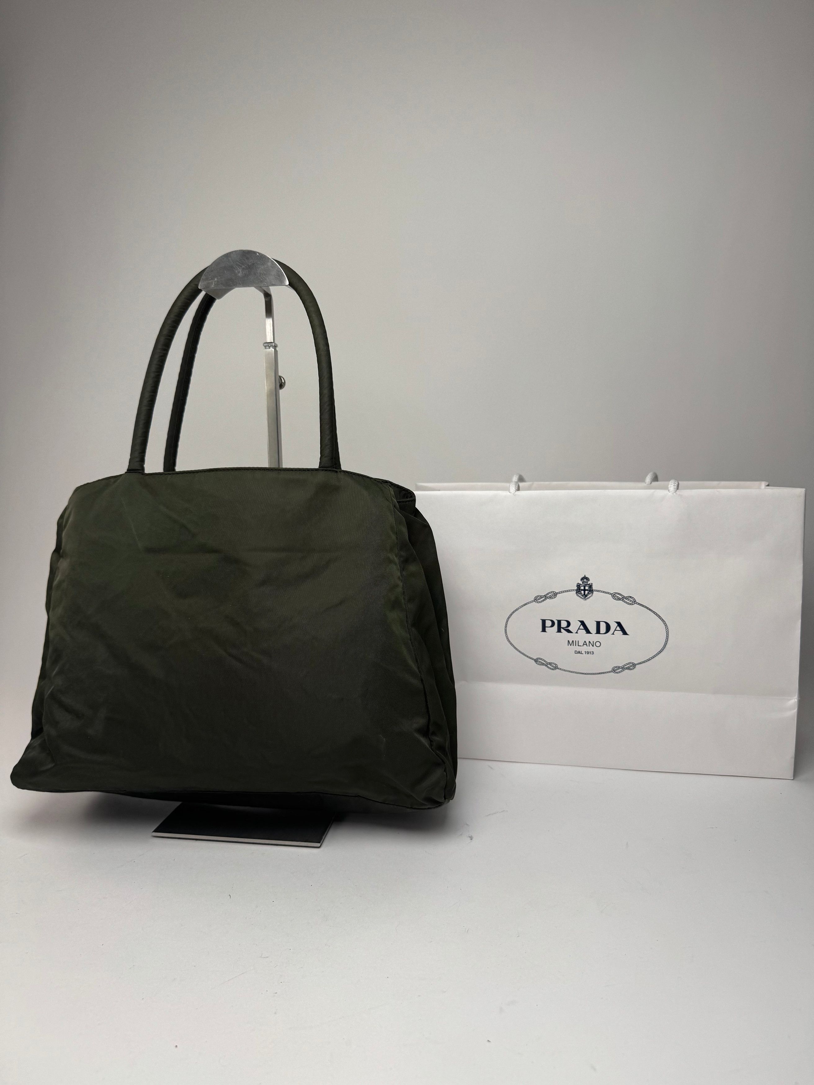 Prada Vintage Nylon Triangle Handbag Green Size ONE SIZE - 3 Thumbnail