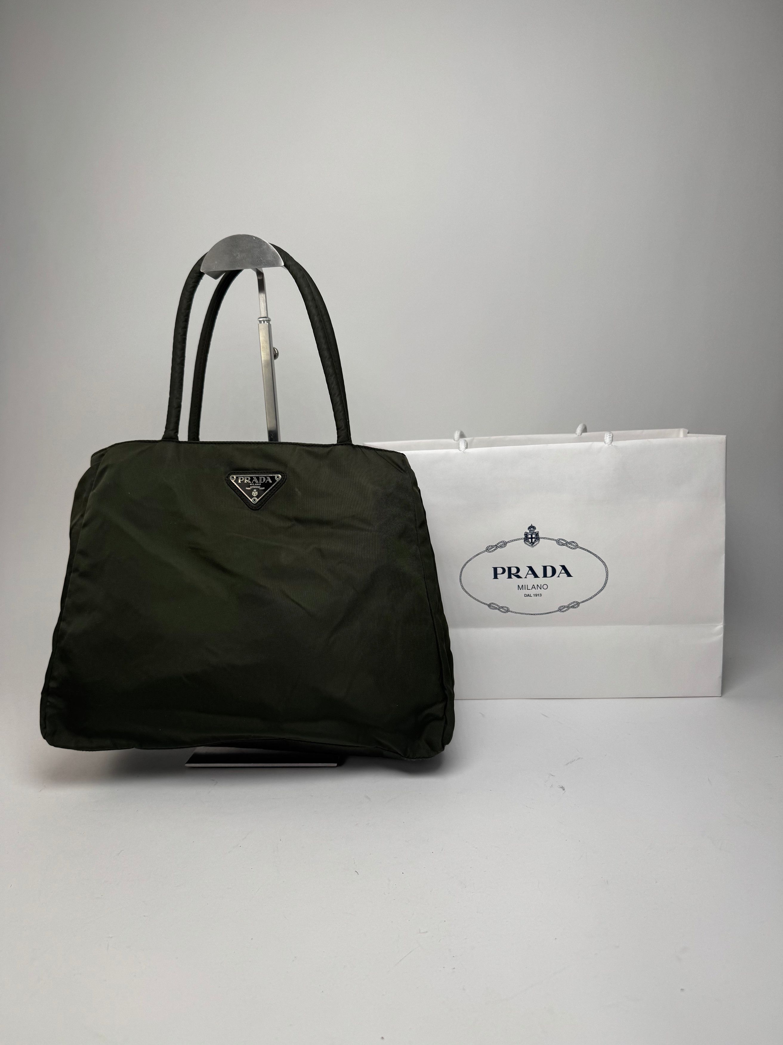 Prada Vintage Nylon Triangle Handbag Green Size ONE SIZE - 2 Thumbnail