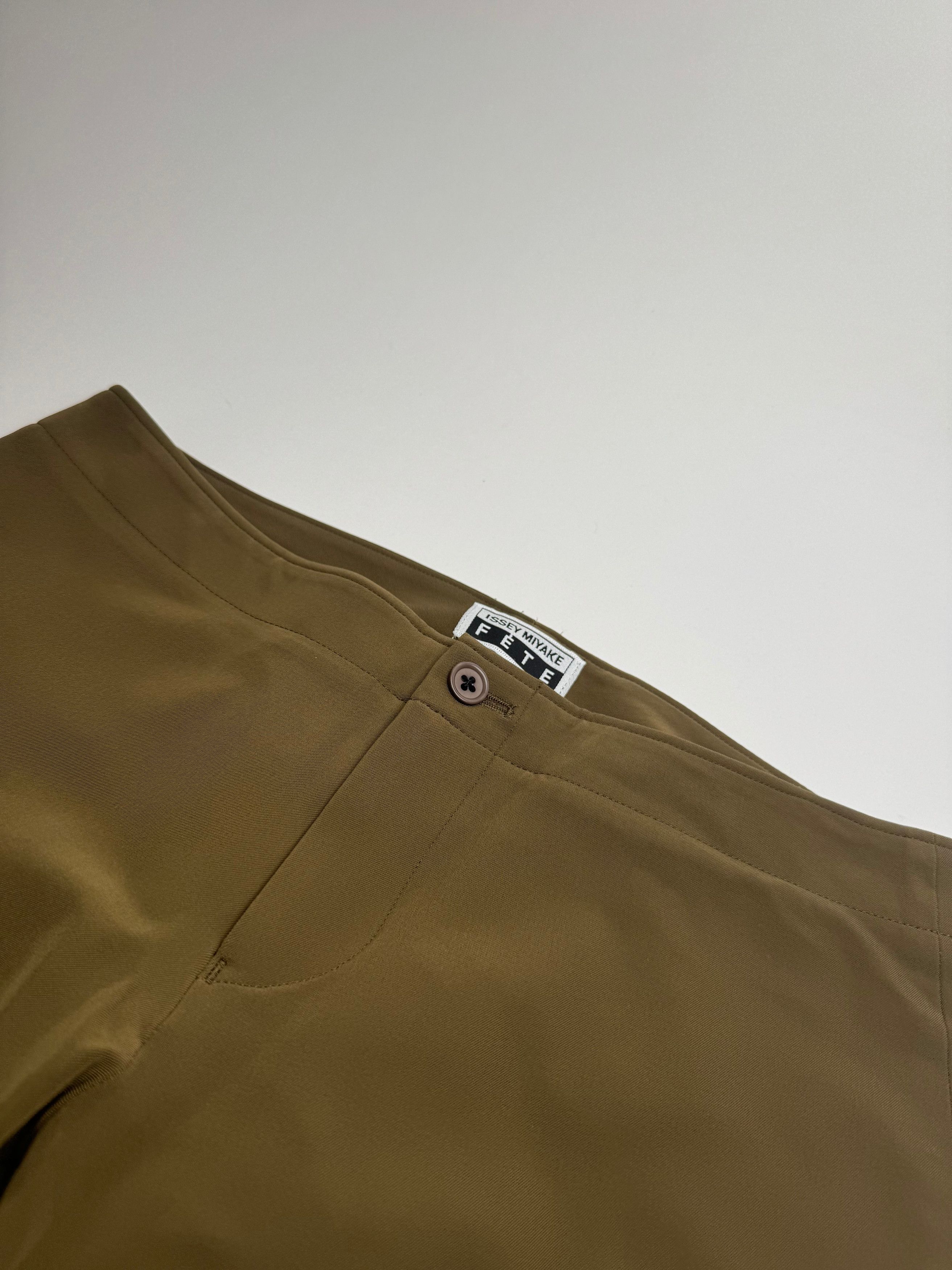 Issey Miyake Vintage Polyester Pants Khaki 1 Size 27" / US 4 / IT 40 - 3 Thumbnail