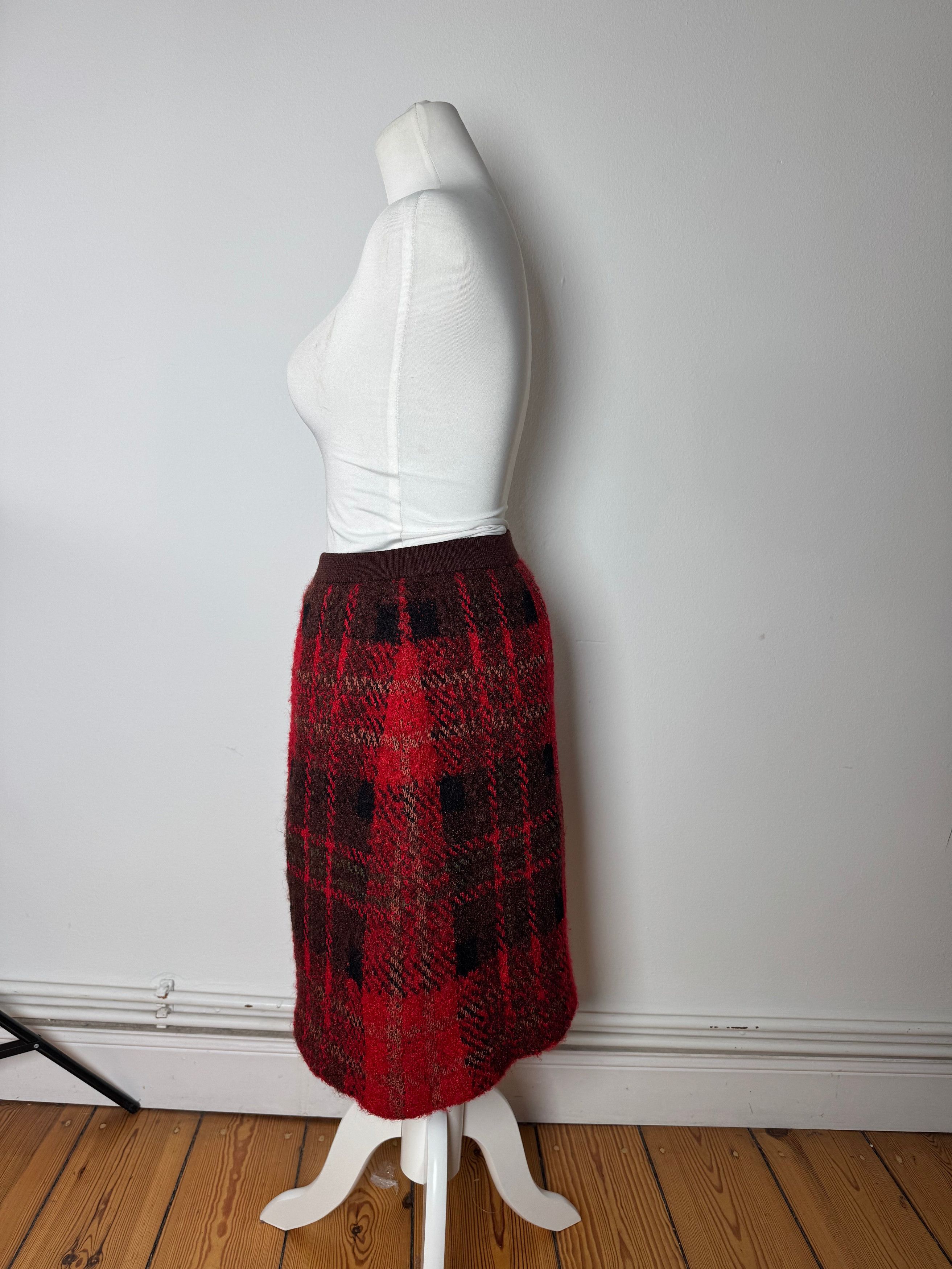 Other Vintage Yves Saint Laurent Checked Skirt Red Black Size 27" / US 4 / IT 40 - 2 Thumbnail