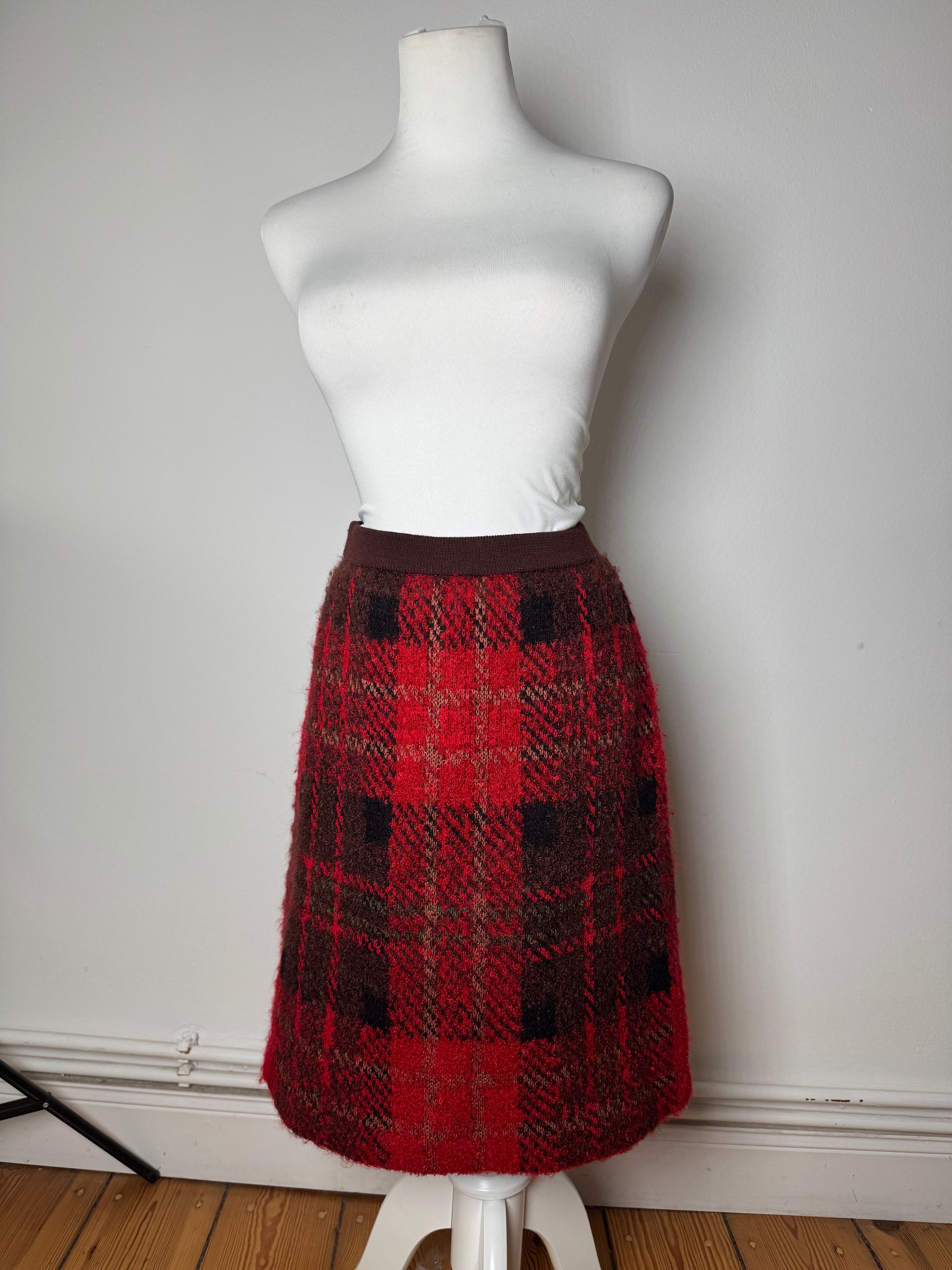 Other Vintage Yves Saint Laurent Checked Skirt Red Black Size 27" / US 4 / IT 40 - 12 Thumbnail