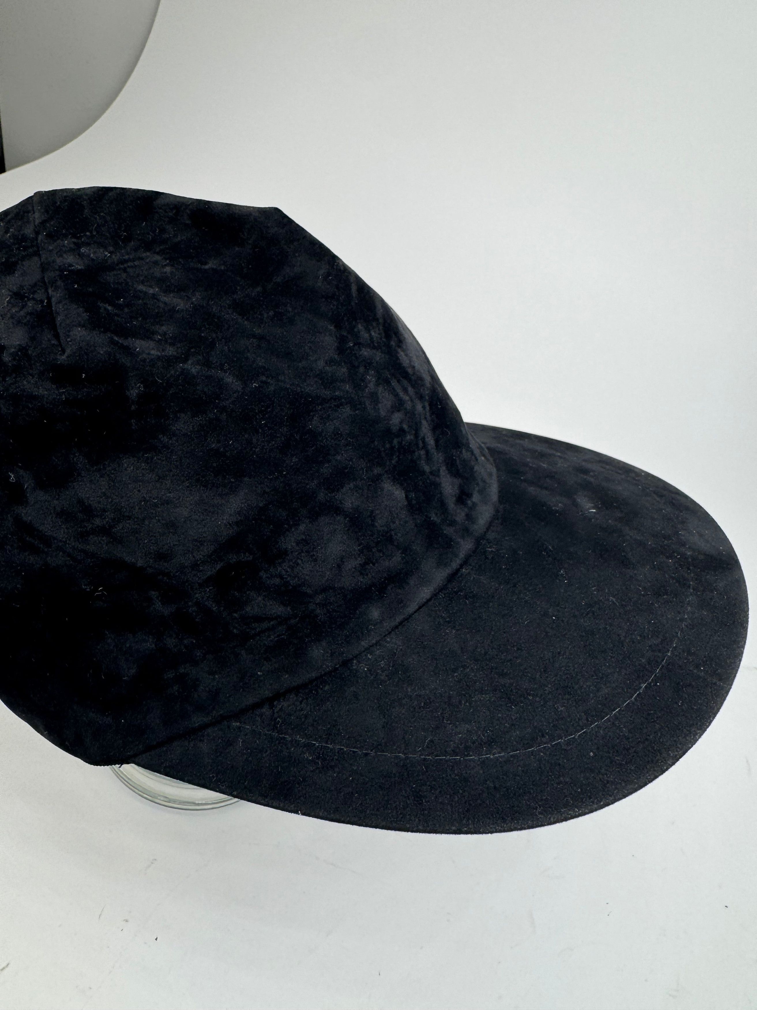 Courreges Vintage Velvet SnapBack Black Size ONE SIZE - 10 Thumbnail