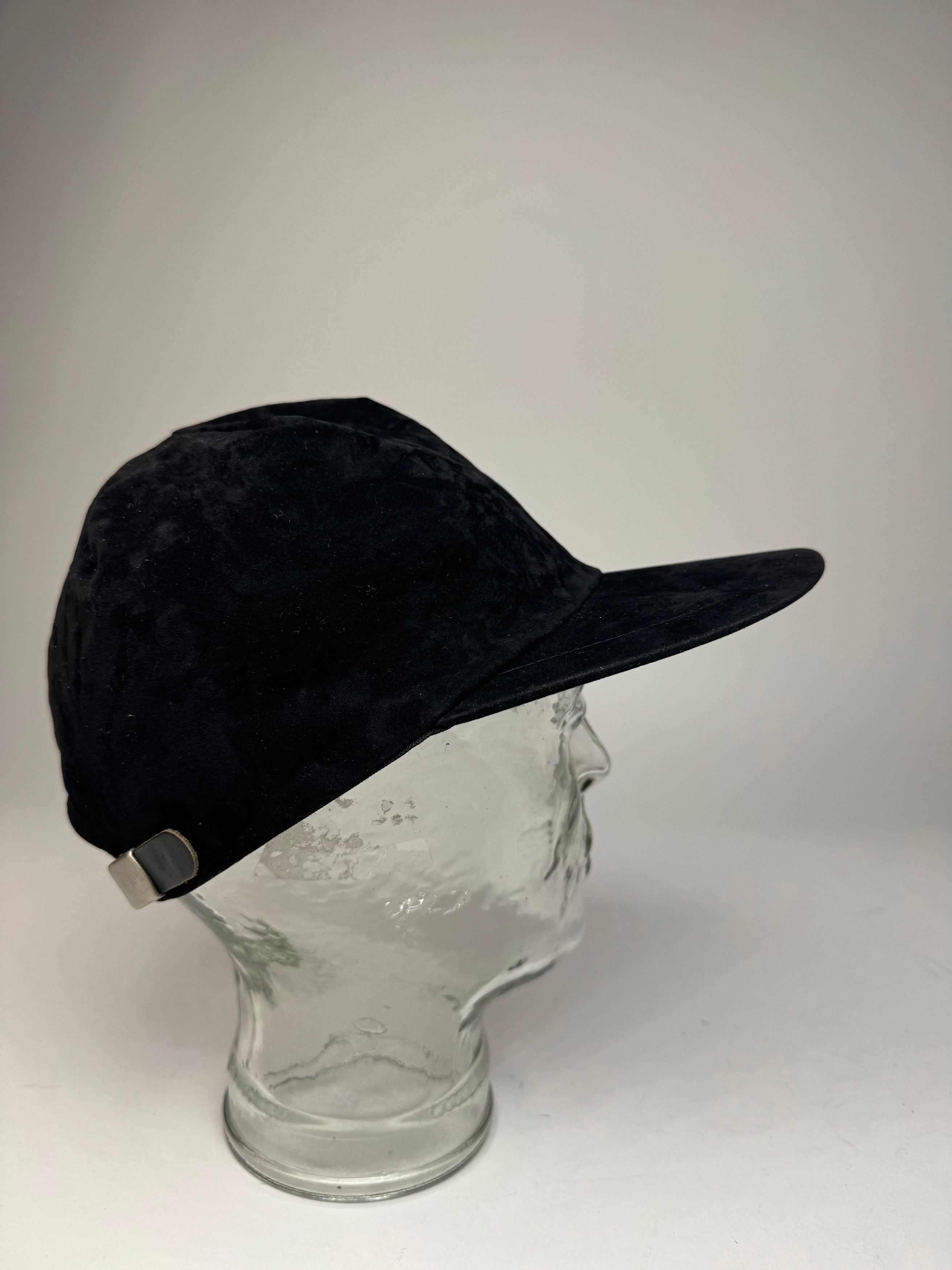 Courreges Vintage Velvet SnapBack Black Size ONE SIZE - 2 Thumbnail