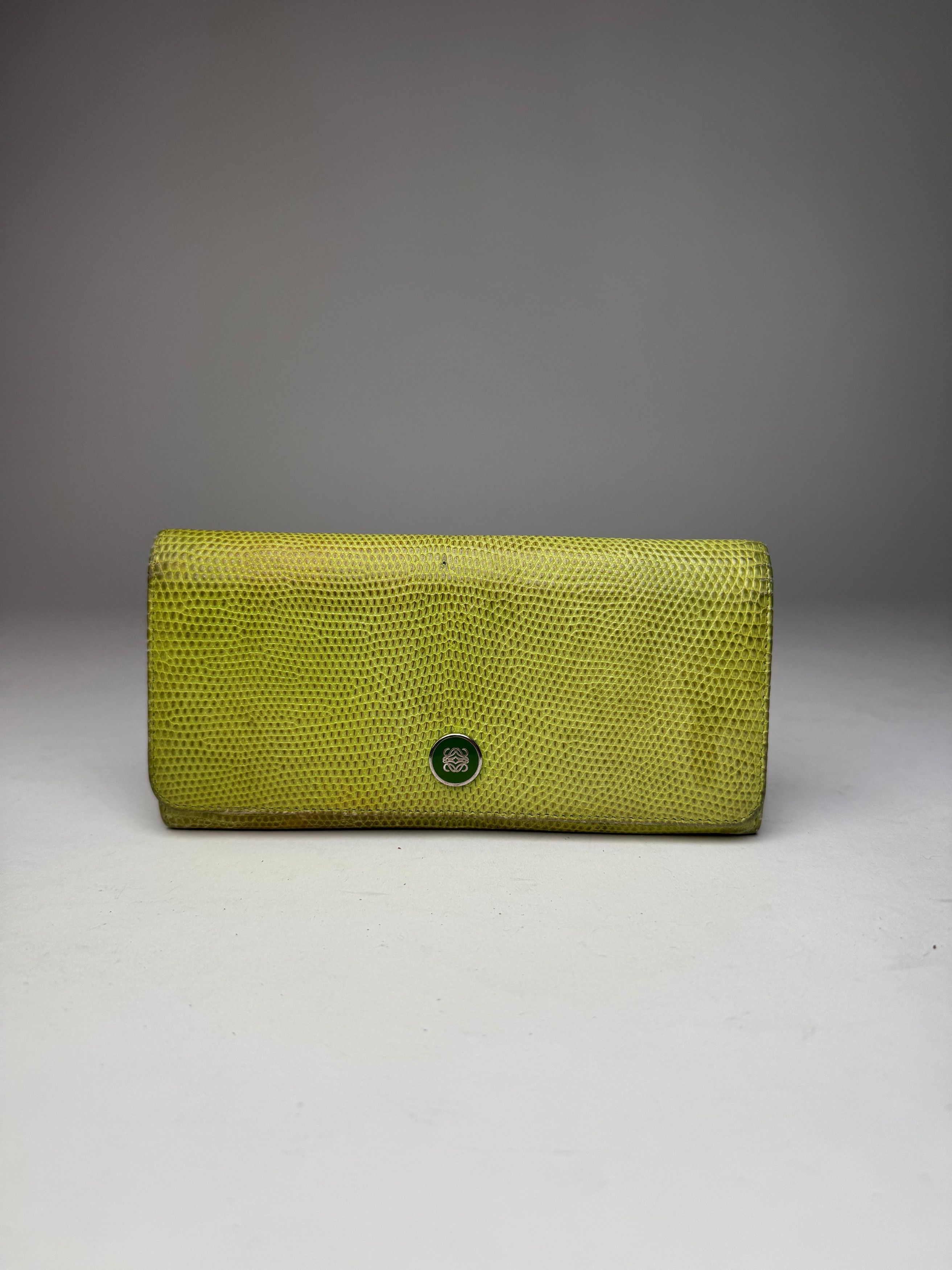 Loewe Vintage Madrid Snake Emblossed Leather Wallet Green Size ONE SIZE - 7 Thumbnail