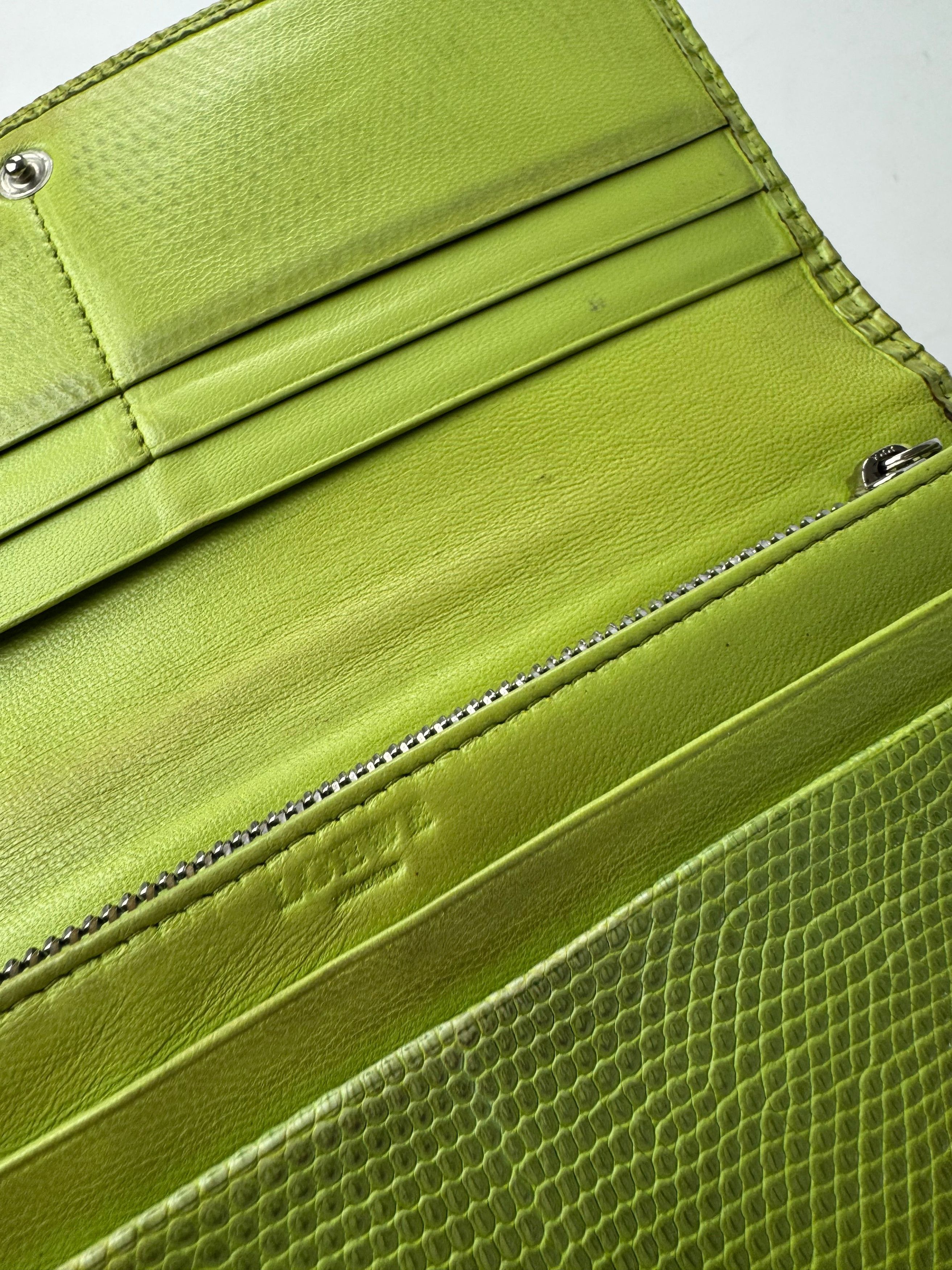 Loewe Vintage Madrid Snake Emblossed Leather Wallet Green Size ONE SIZE - 5 Thumbnail