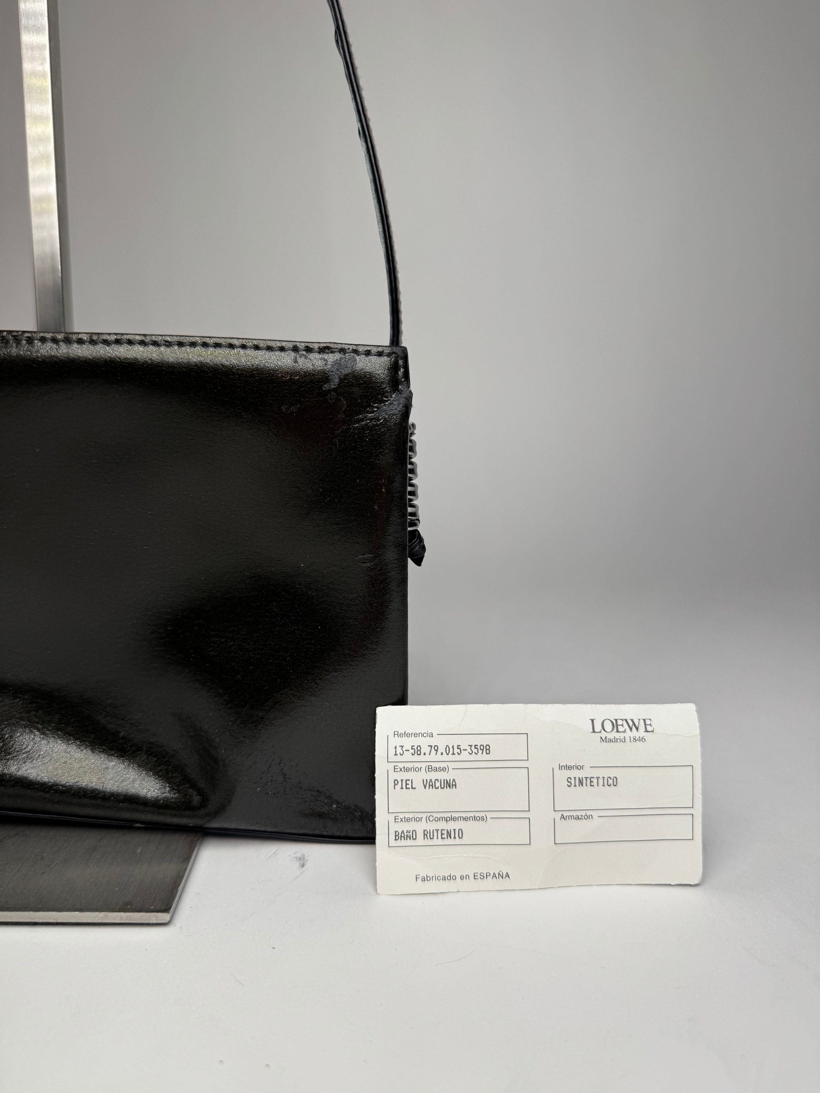 Loewe Vintage Madrid Patent Leather Shoulder Bag Black Dark-Green Size ONE SIZE - 10 Thumbnail