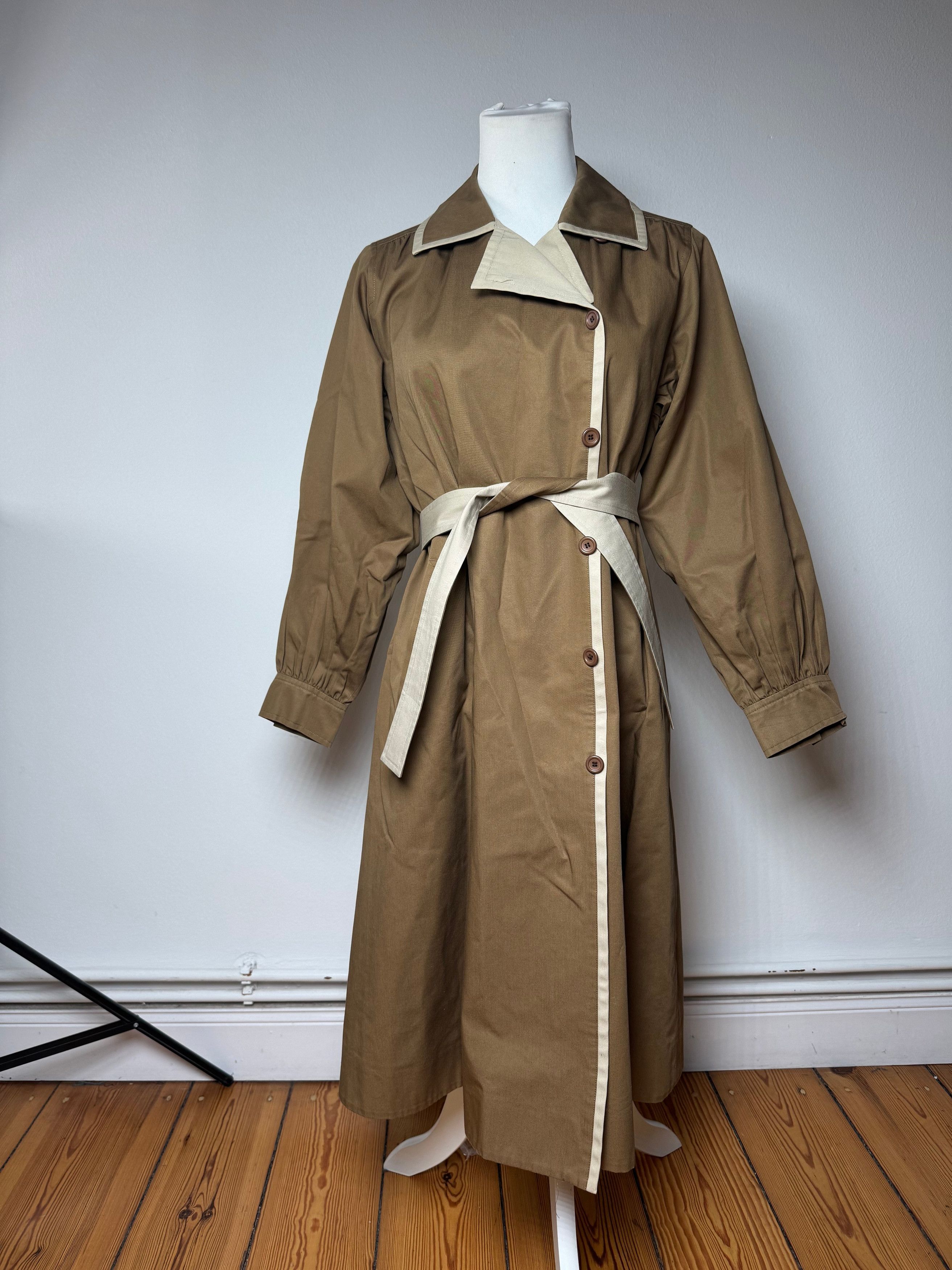 Other Vintage Yves Saint Laurent Trenchcoat Brown beige S Size S / US 4 / IT 40 - 13 Thumbnail