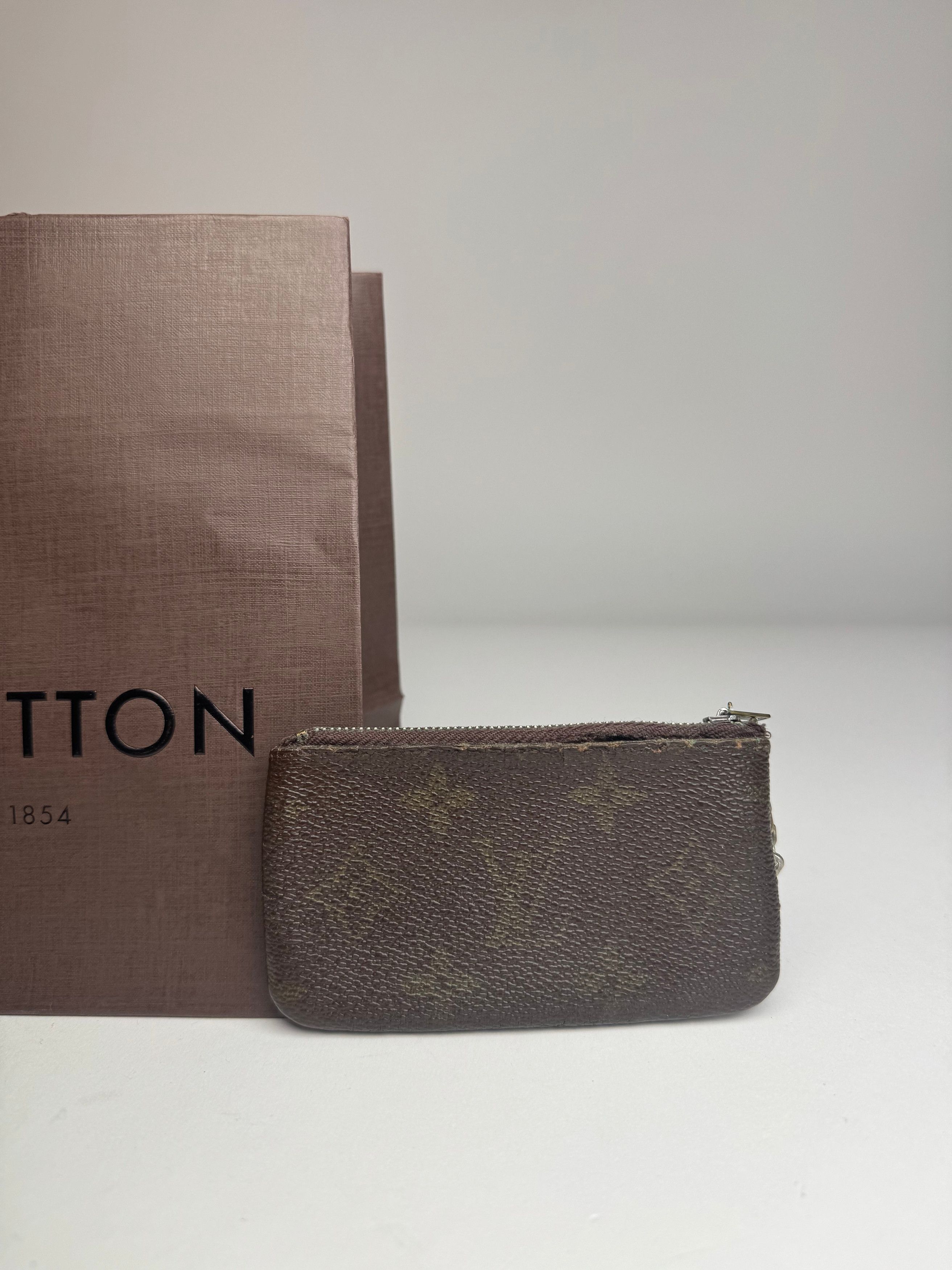 Louis Vuitton Vintage Le Dauphine Leather Card Holder Brown Size ONE SIZE - 6 Thumbnail