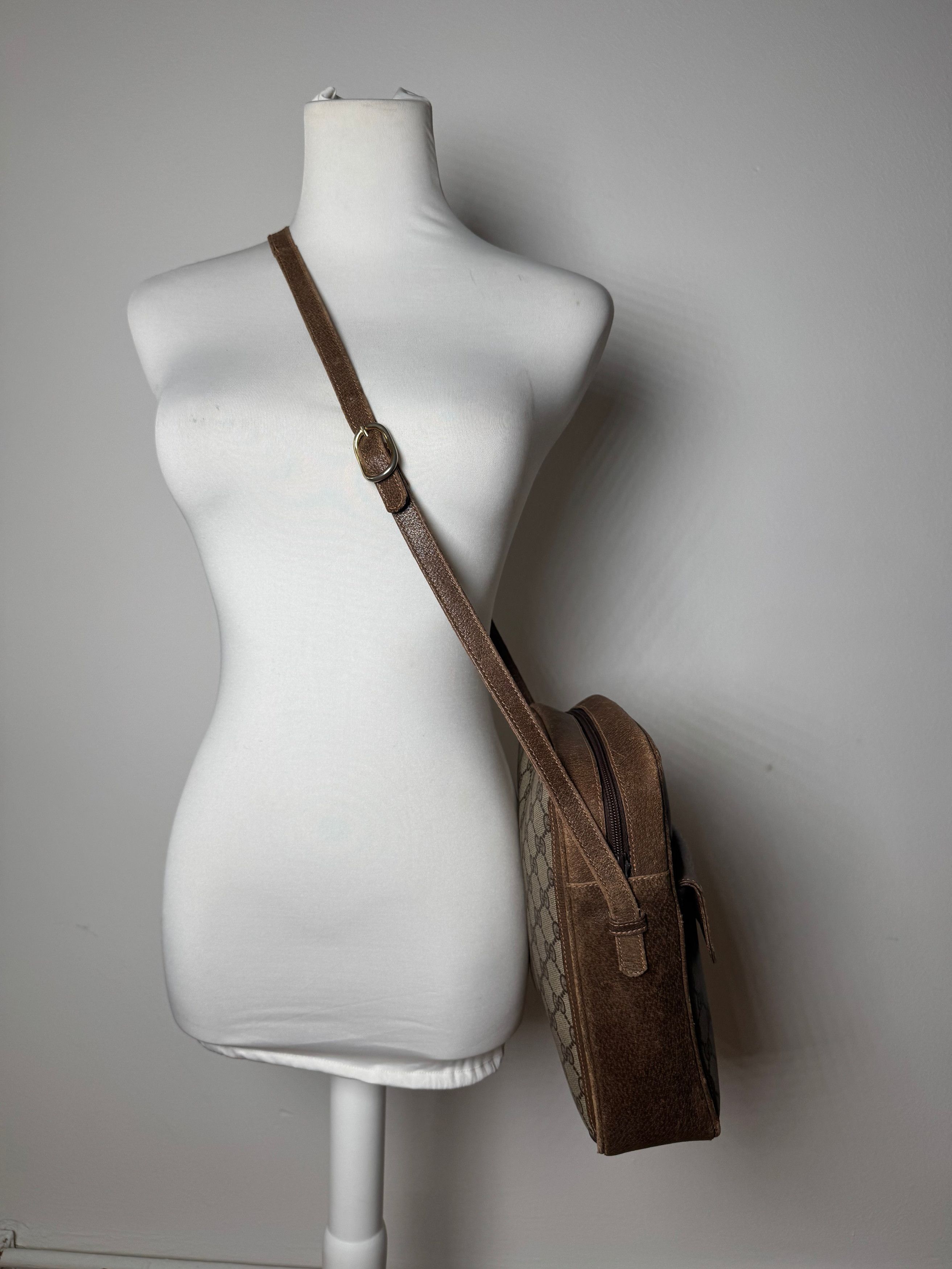 Gucci Vintage Monogram Leather Shoulder Bag Grey / Brown Size ONE SIZE - 5 Thumbnail