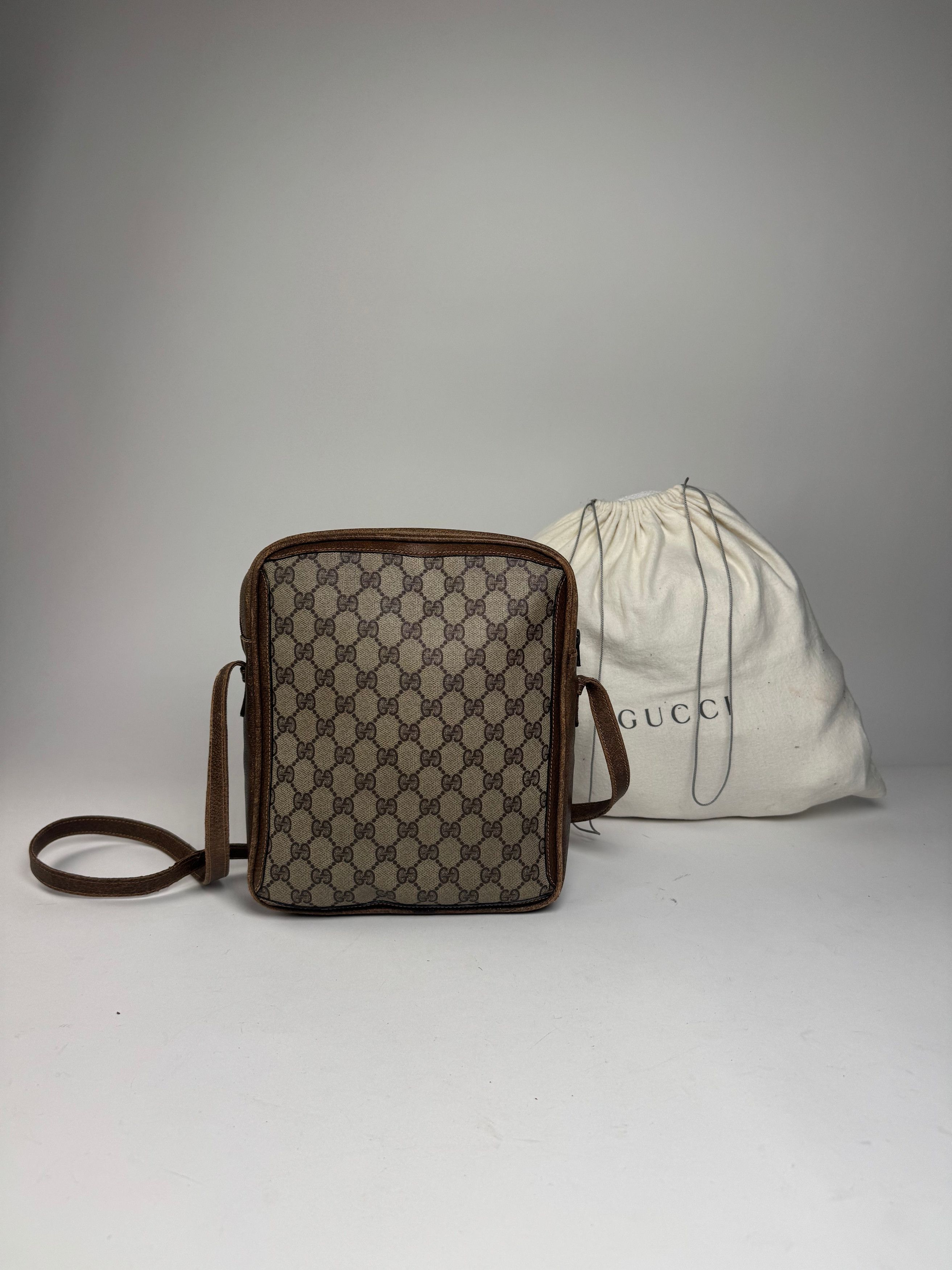 Gucci Vintage Monogram Leather Shoulder Bag Grey / Brown Size ONE SIZE - 2 Thumbnail