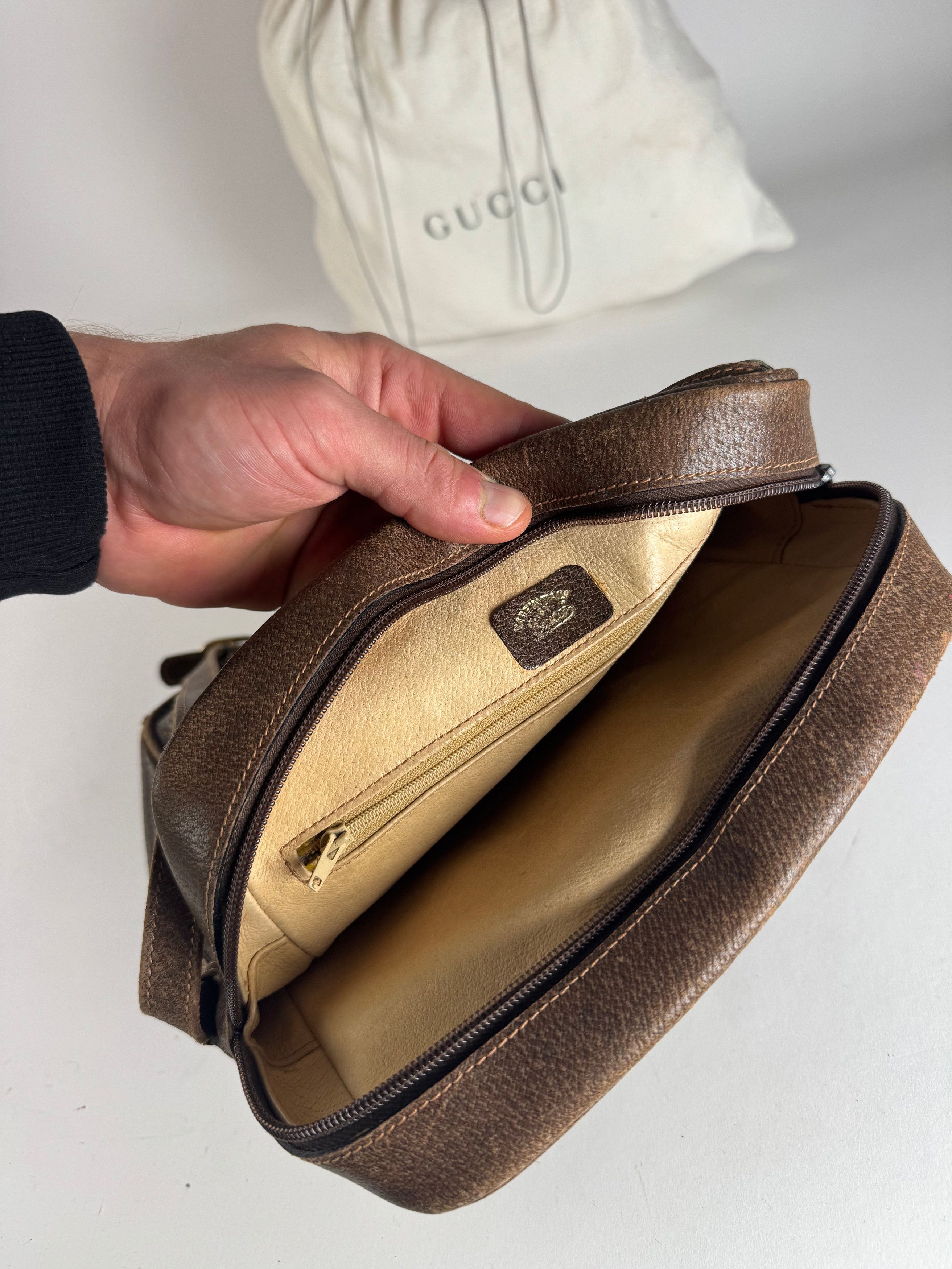 Gucci Vintage Monogram Leather Shoulder Bag Grey / Brown Size ONE SIZE - 3 Thumbnail