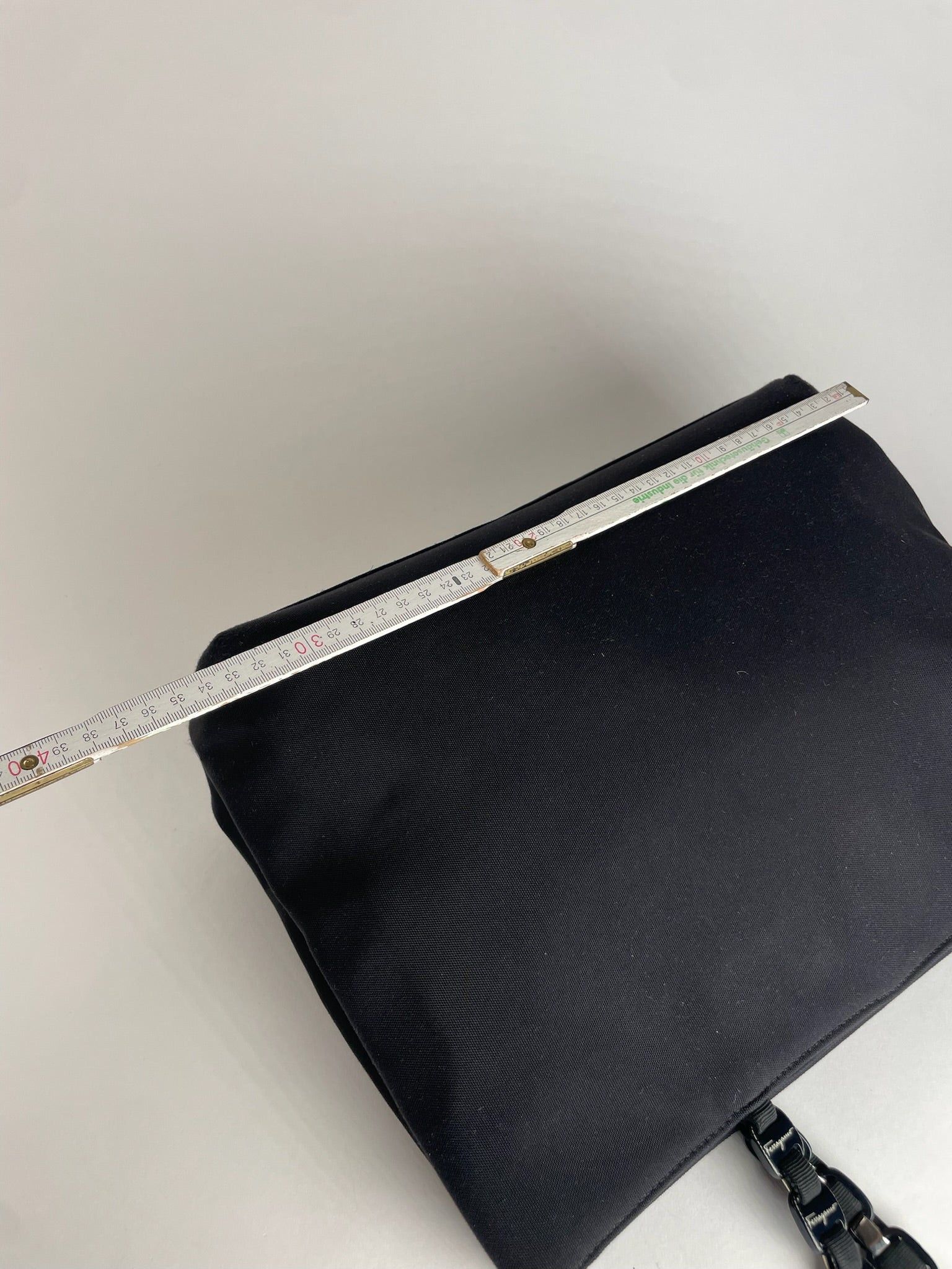 Salvatore Ferragamo Vintage Polyester Handbag Black Size ONE SIZE - 9 Thumbnail