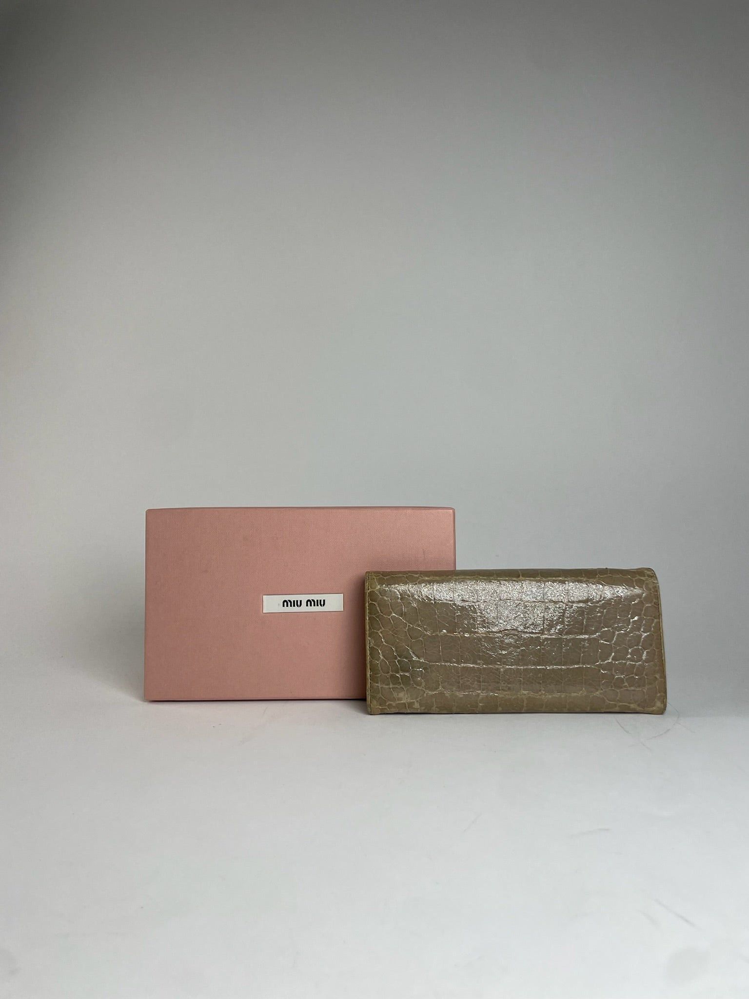 Miu Miu Vintage crocodile Emblossed Leather Wallet Brown Size ONE SIZE - 2 Thumbnail