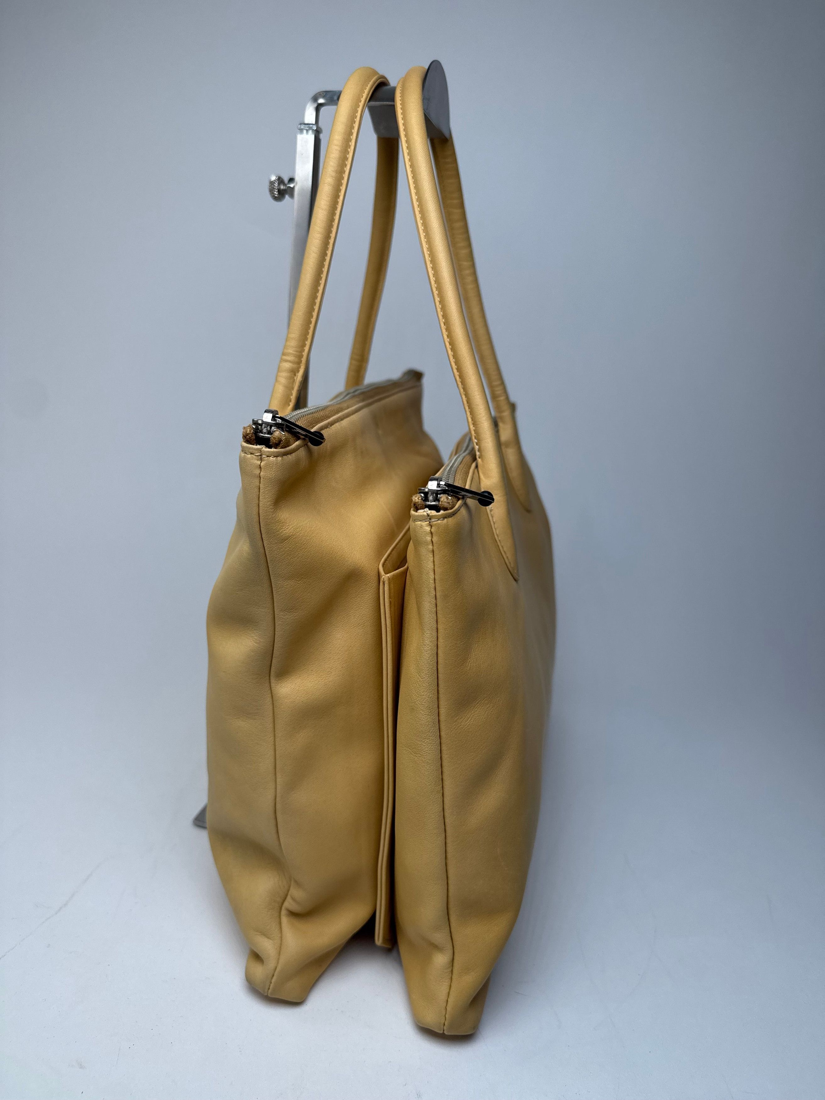 Issey Miyake Vintage Leather Handbag Yellow Beige Size ONE SIZE - 7 Thumbnail