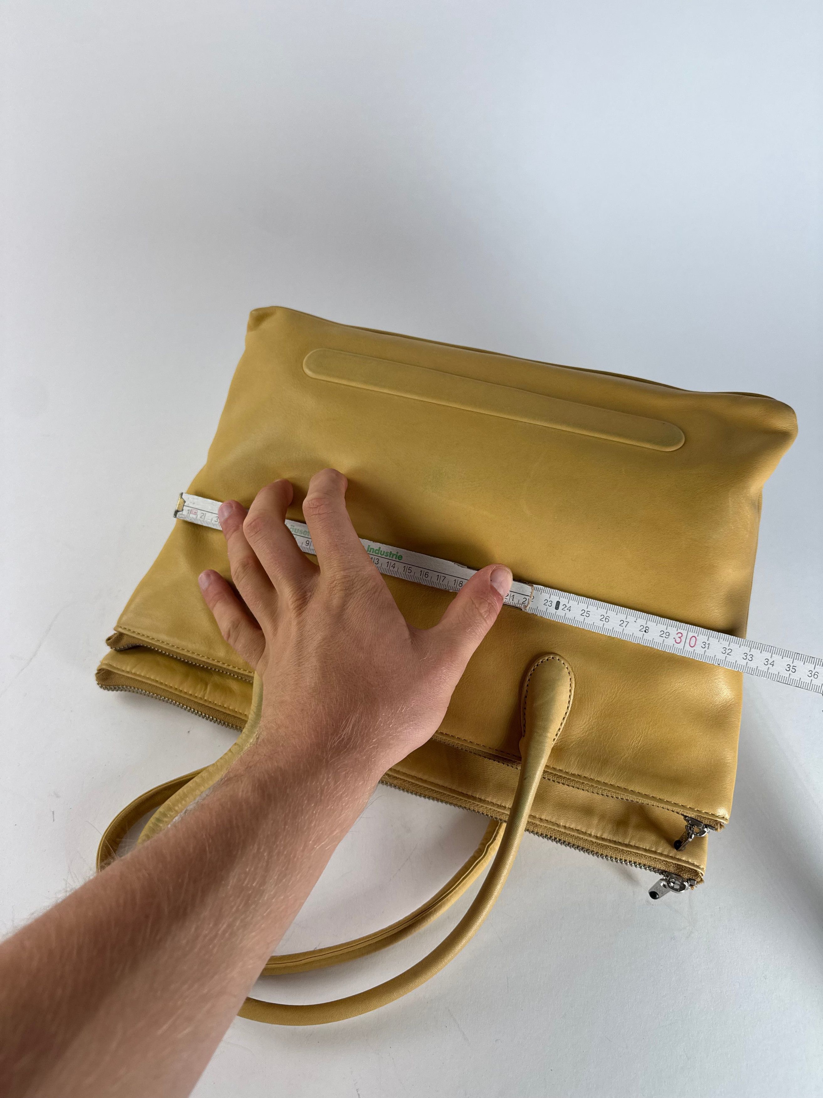 Issey Miyake Vintage Leather Handbag Yellow Beige Size ONE SIZE - 10 Thumbnail