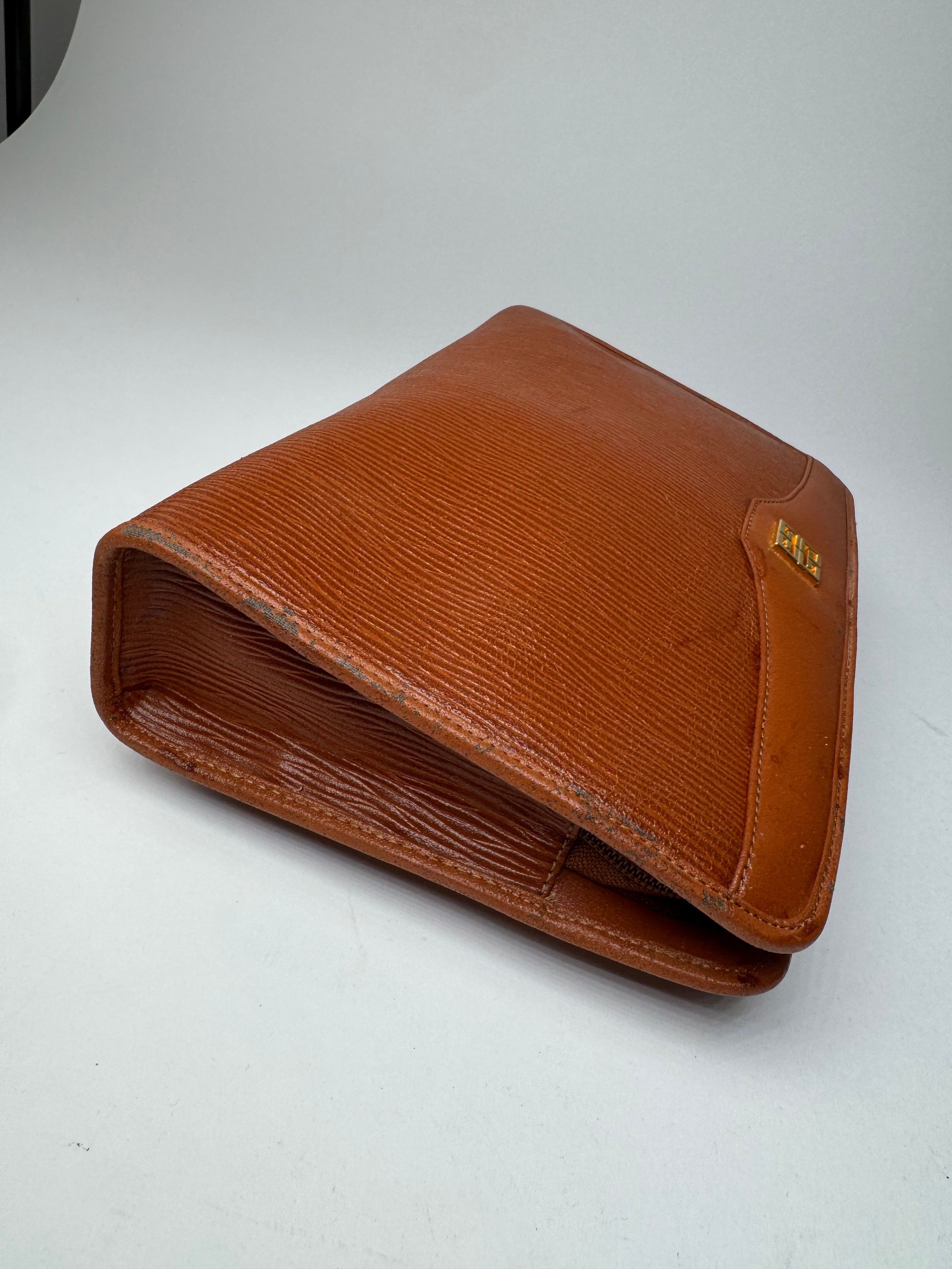 Givenchy Vintage Leather Clutch Brown Size ONE SIZE - 9 Thumbnail