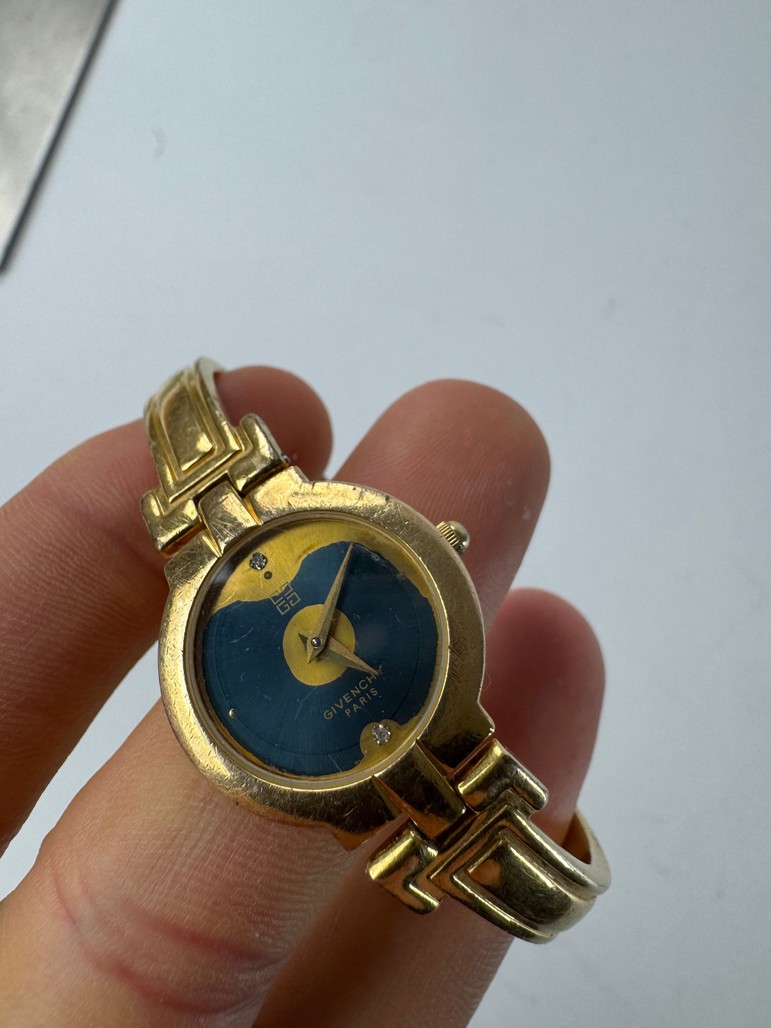Givenchy Vintage Gold Plated Quartz Watch Gold Size ONE SIZE - 3 Thumbnail