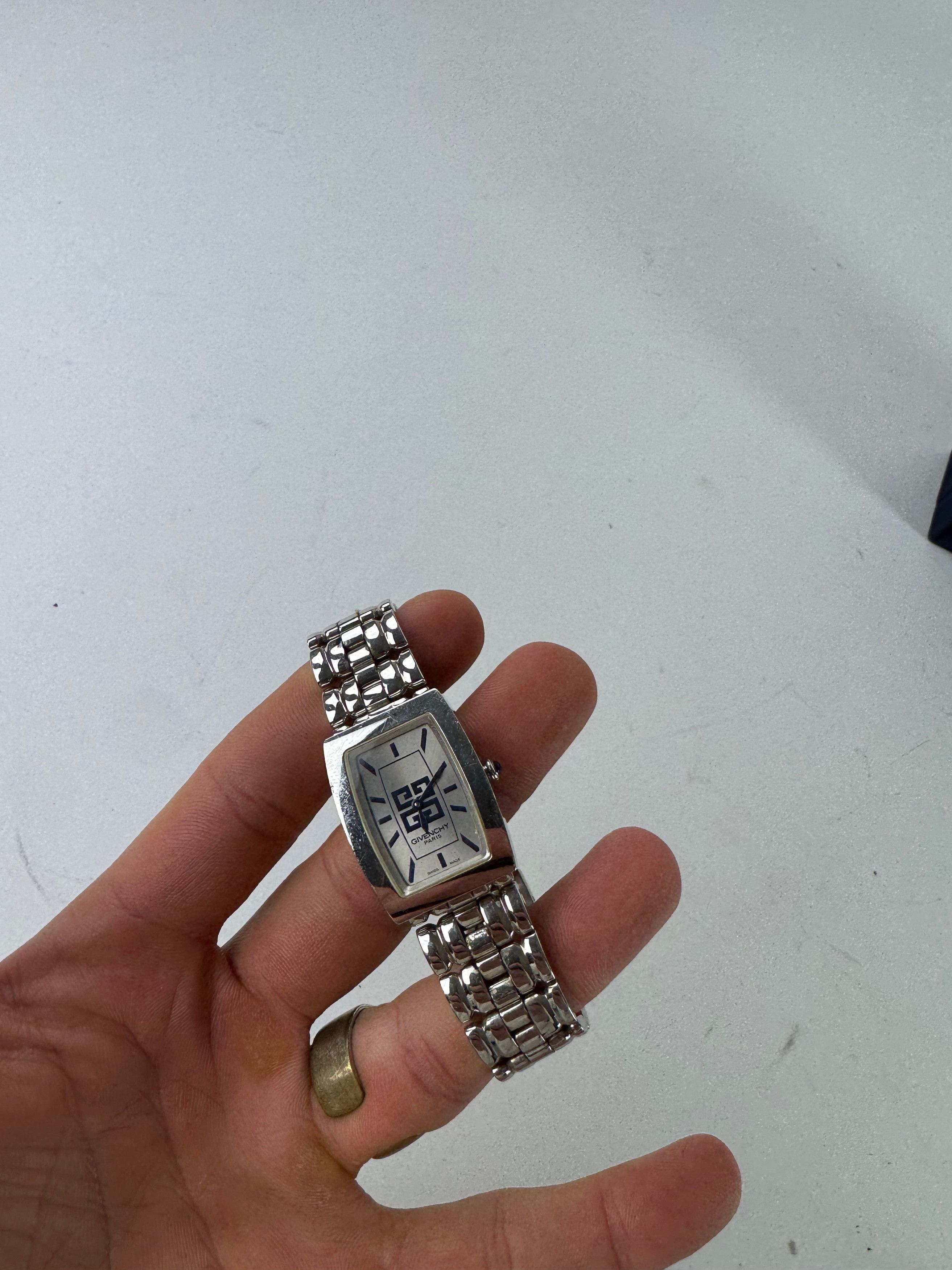 Givenchy Vintage Steel Quartz Watch Silver Size ONE SIZE - 4 Thumbnail