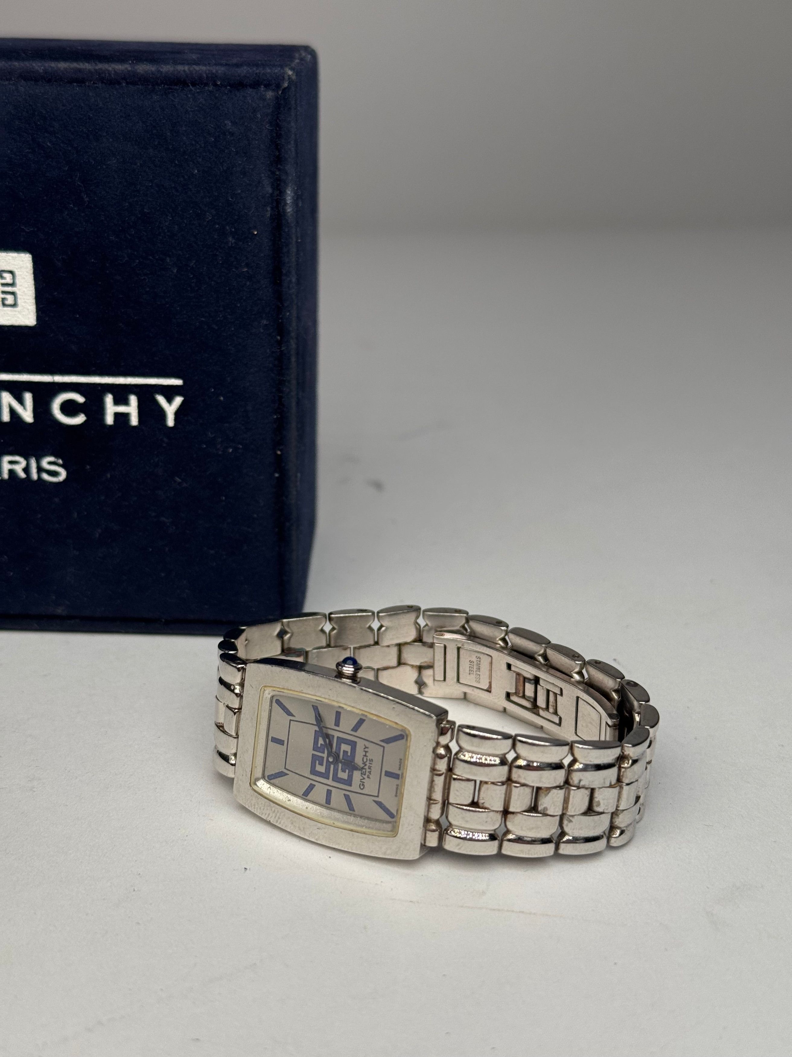 Givenchy Vintage Steel Quartz Watch Silver Size ONE SIZE - 7 Thumbnail