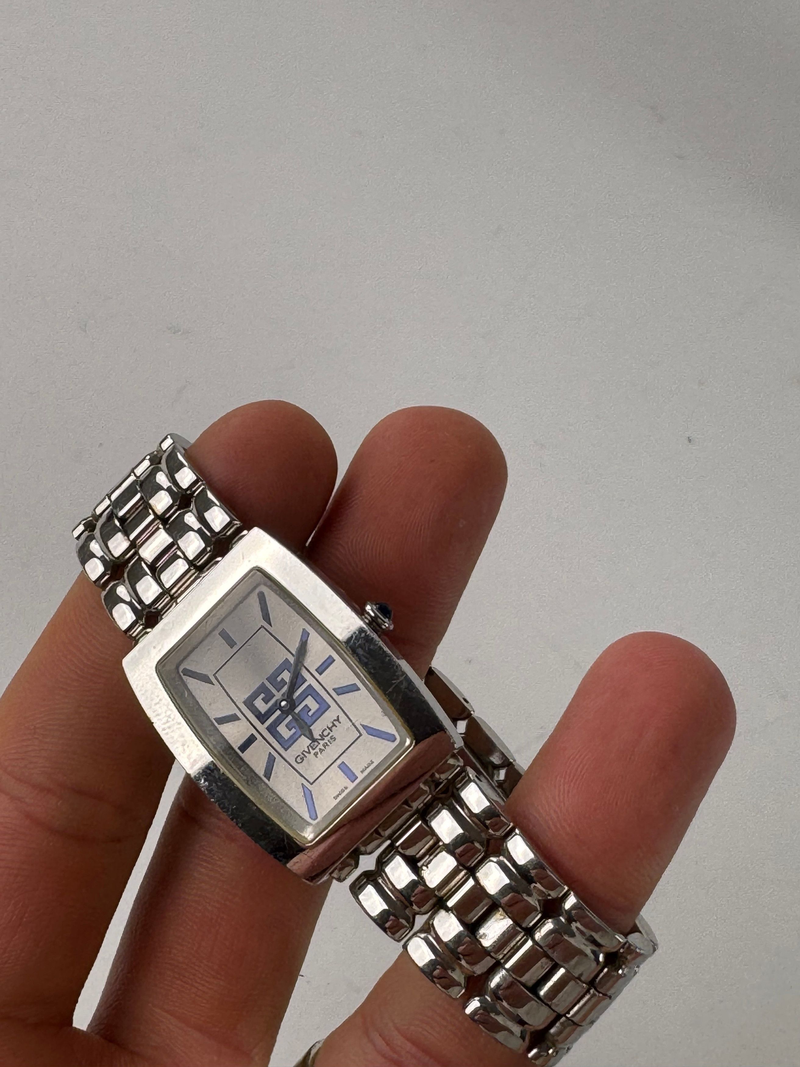 Givenchy Vintage Steel Quartz Watch Silver Size ONE SIZE - 3 Thumbnail