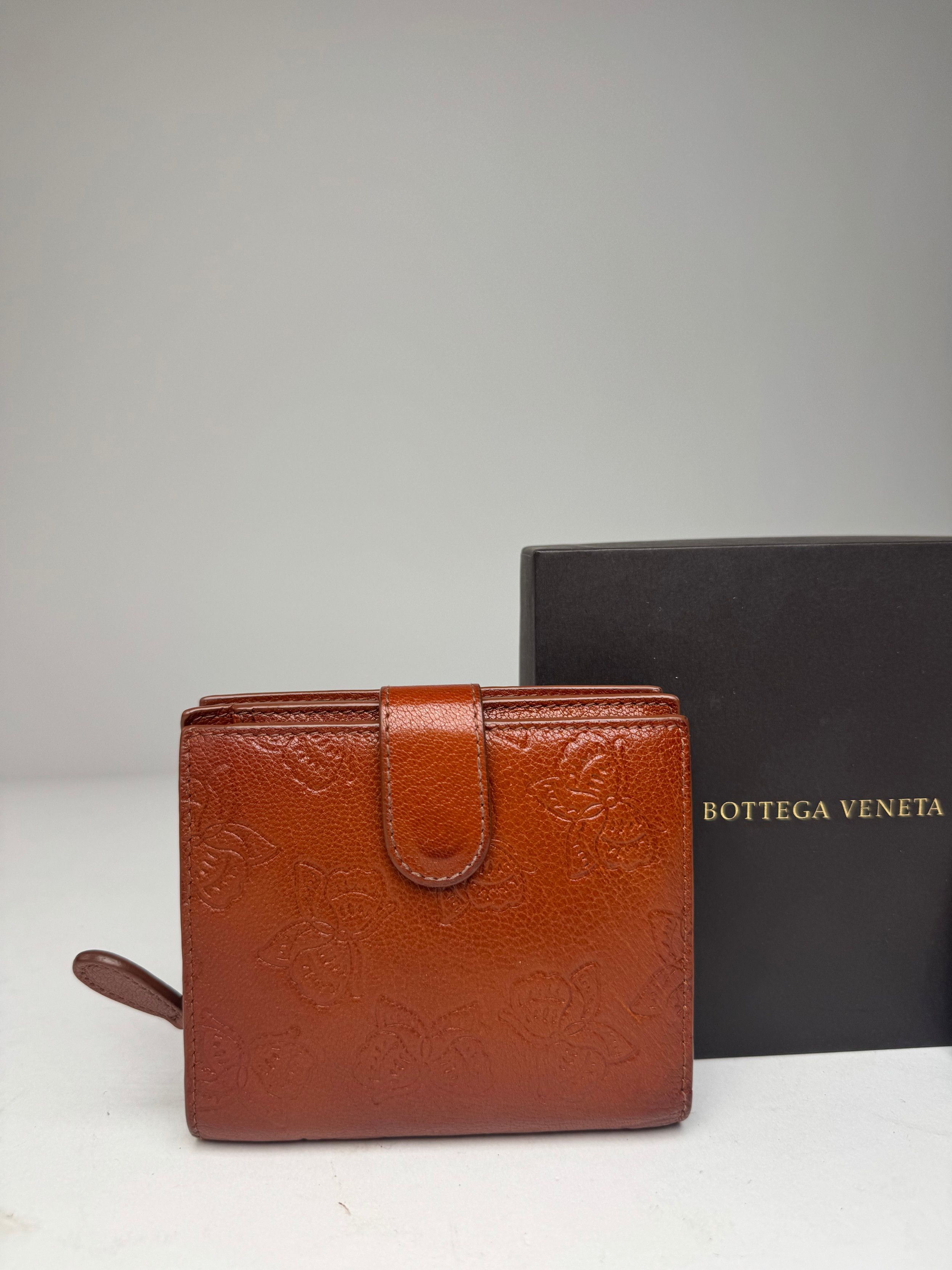 Bottega Veneta Vintage Butterfly Monogram Leather Wallet Brown Size ONE SIZE - 3 Thumbnail