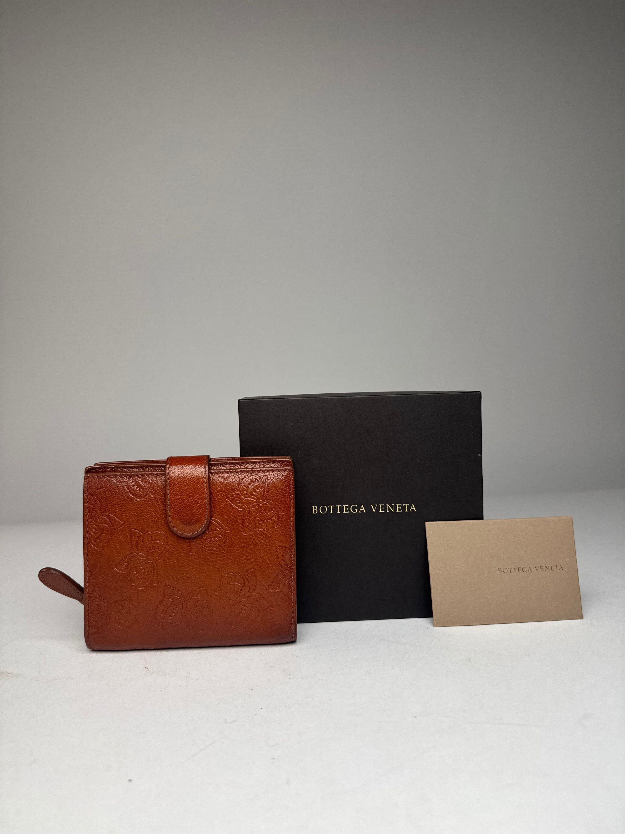 Bottega Veneta Vintage Butterfly Monogram Leather Wallet Brown Size ONE SIZE - 7 Thumbnail