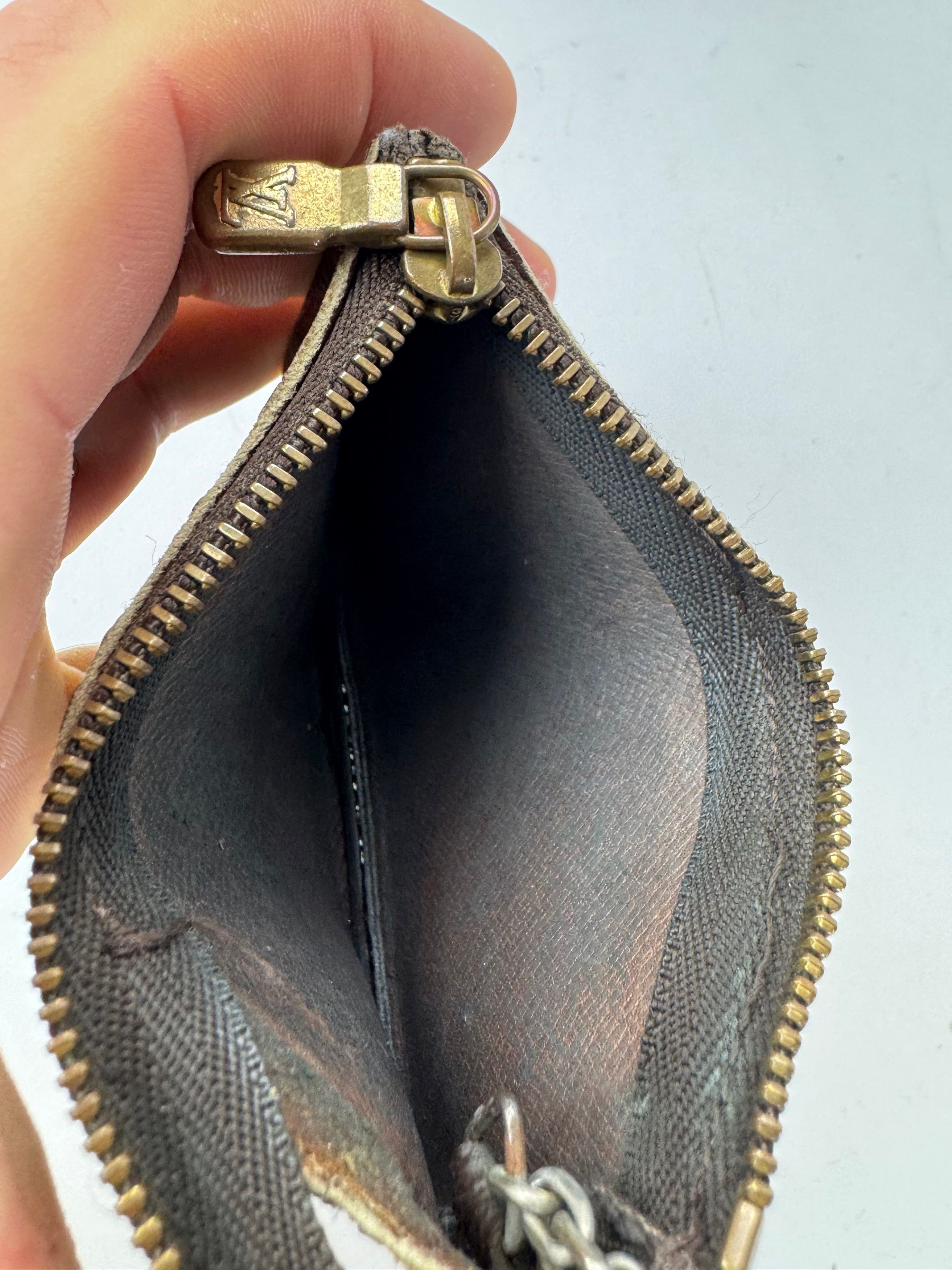 Louis Vuitton Vintage Le Dauphine Leather Card Holder Brown Size ONE SIZE - 6 Thumbnail