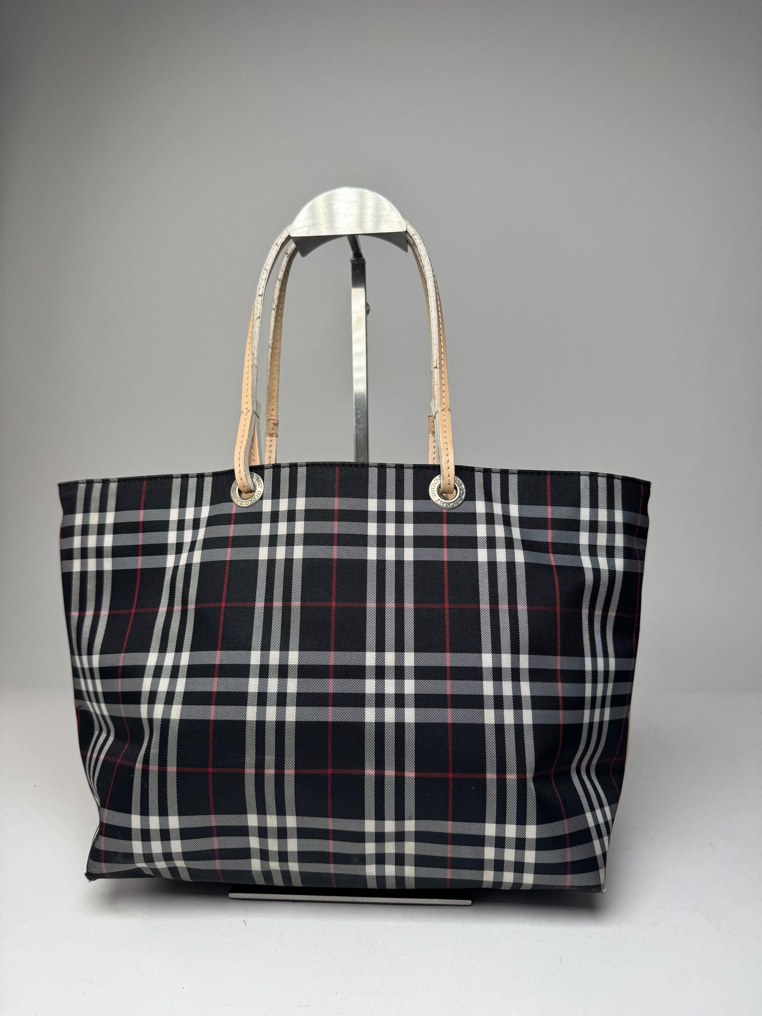 Burberry Vintage Nova Check Tote Bag Beige Black Size ONE SIZE - 3 Thumbnail