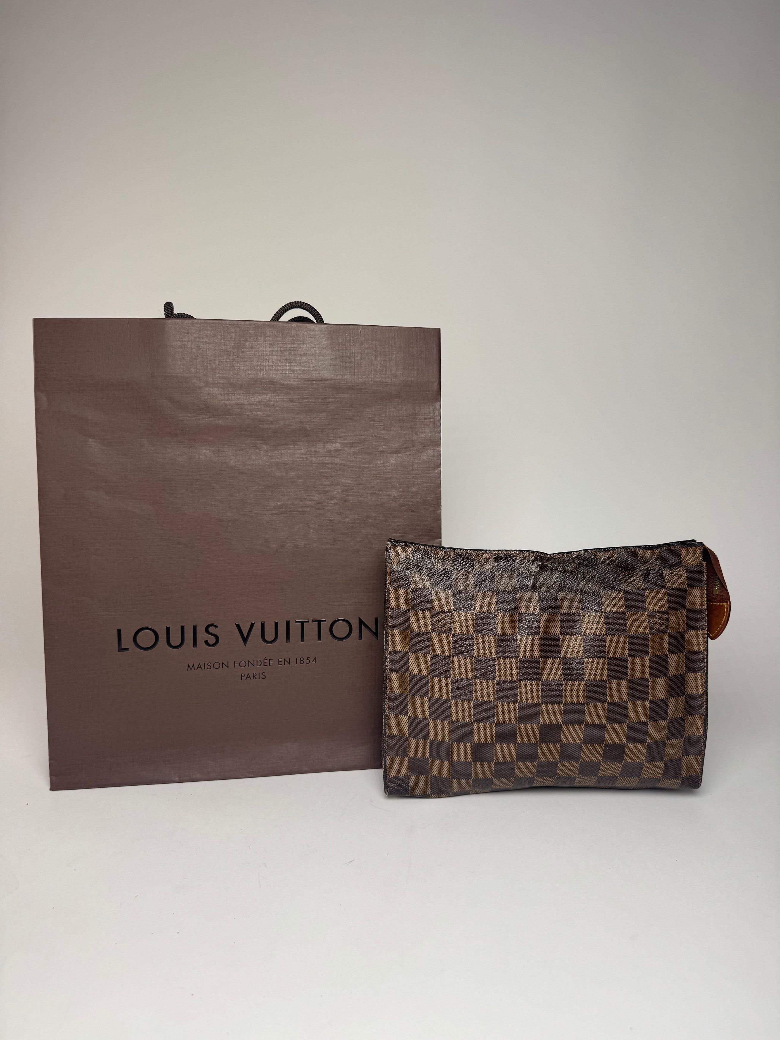 Louis Vuitton Vintage Damier Monogram Leather Clutch Brown Size ONE SIZE - 2 Thumbnail
