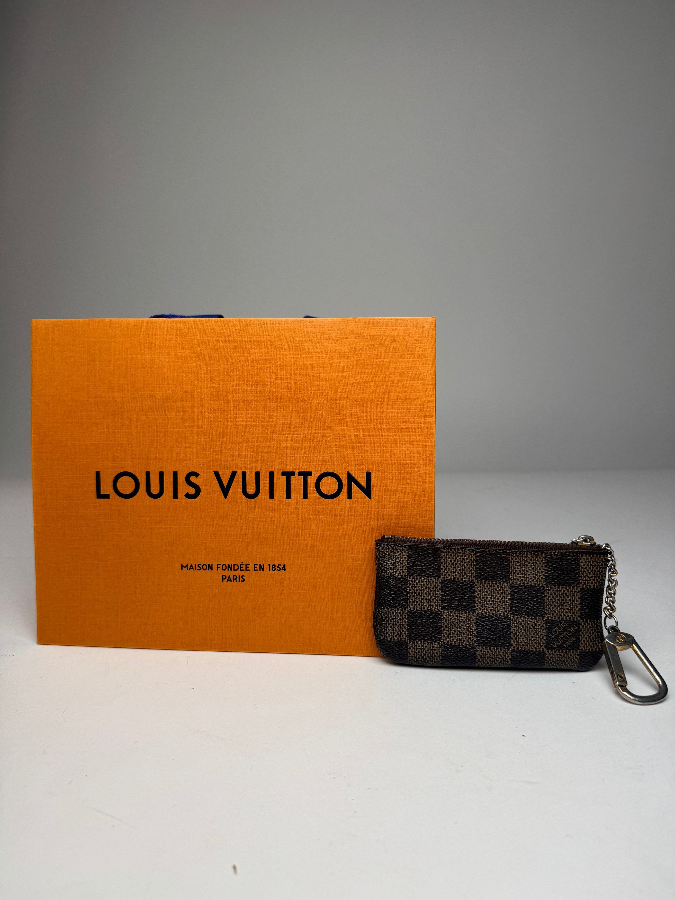 Louis Vuitton Vintage Le Dauphine Leather Damier Monogram Card Holder Brow Size ONE SIZE - 2 Thumbnail