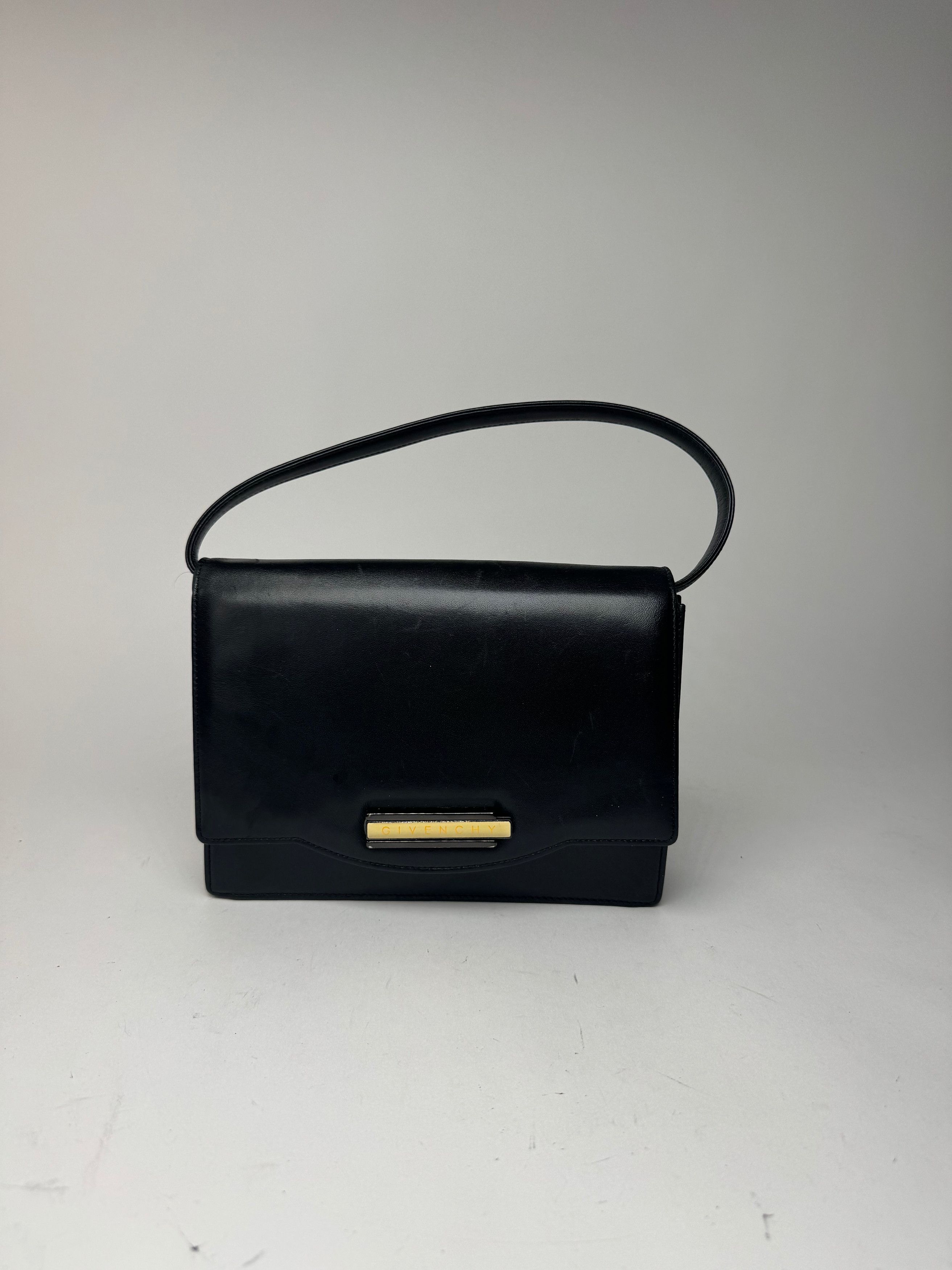 Givenchy Vintage Leather Bag Black Size ONE SIZE - 7 Thumbnail