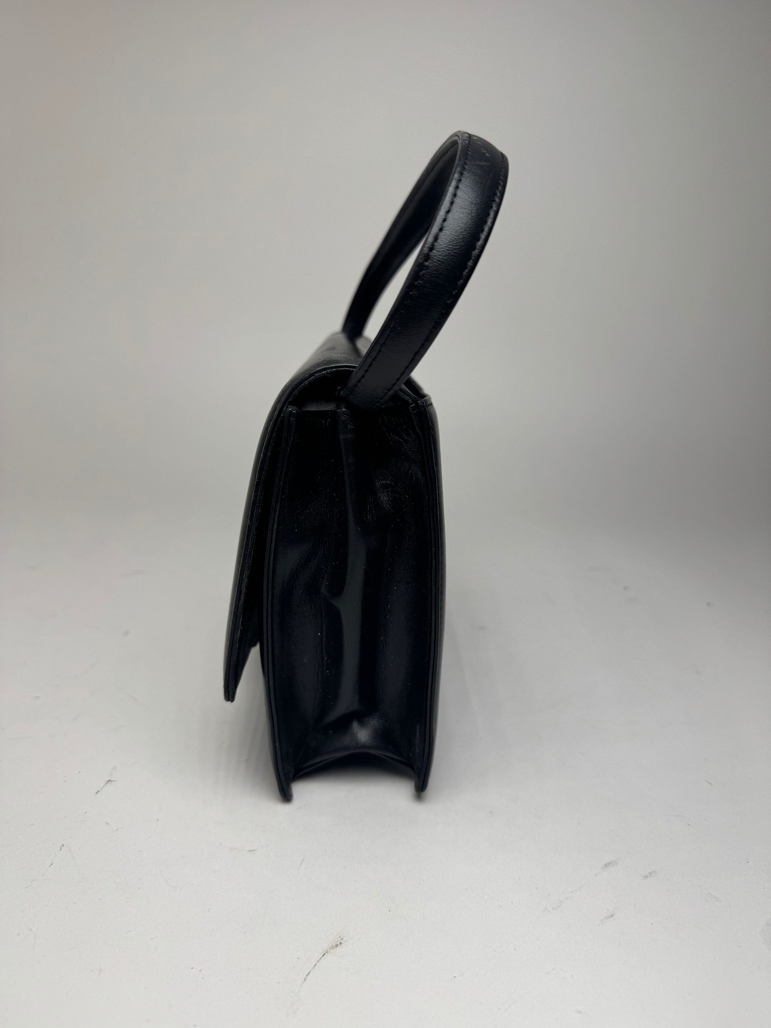 Givenchy Vintage Leather Bag Black Size ONE SIZE - 9 Thumbnail