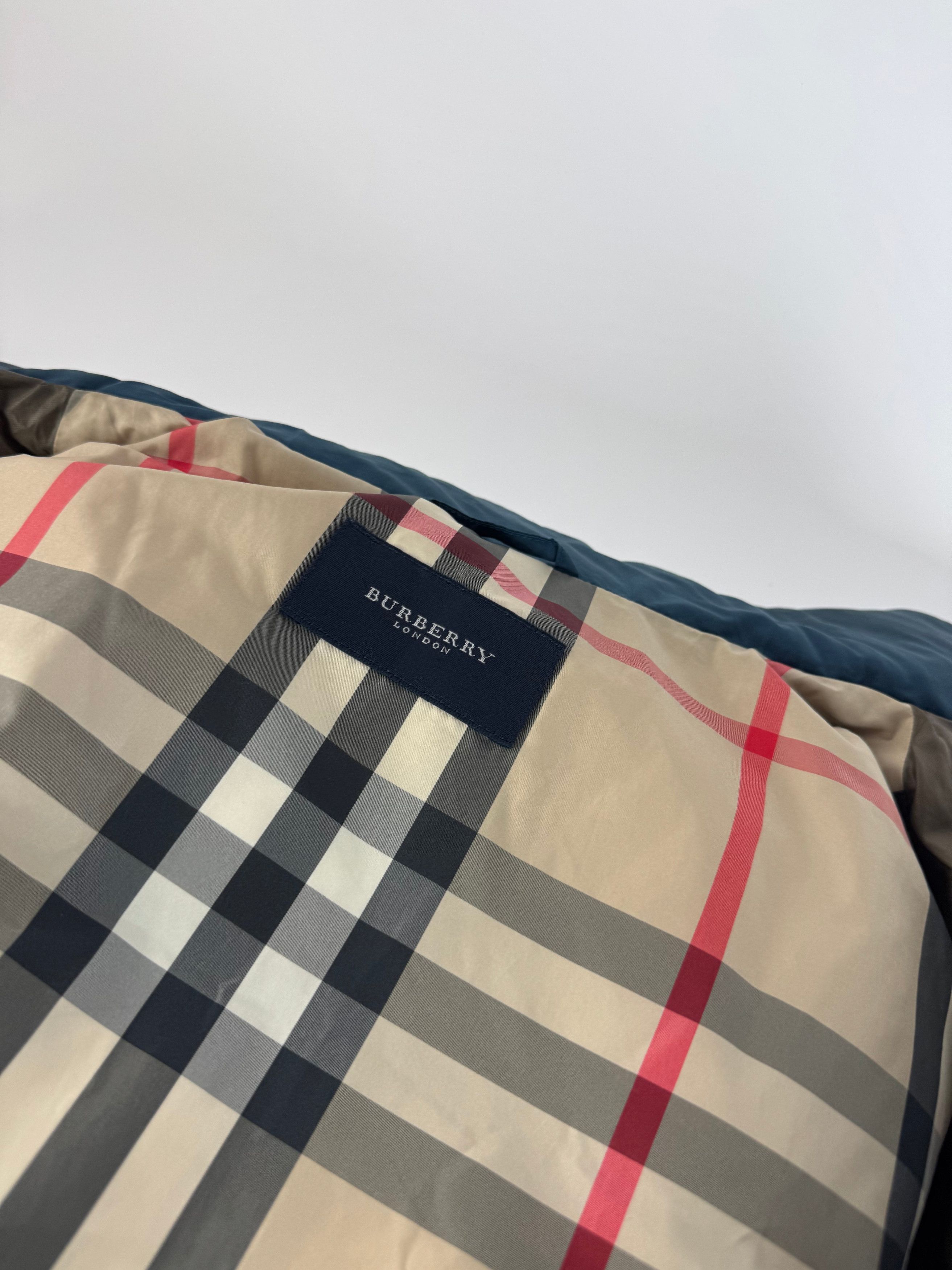 Burberry Vintage Puffer Jacket Blue M/L Size L / US 10 / IT 46 - 12 Thumbnail