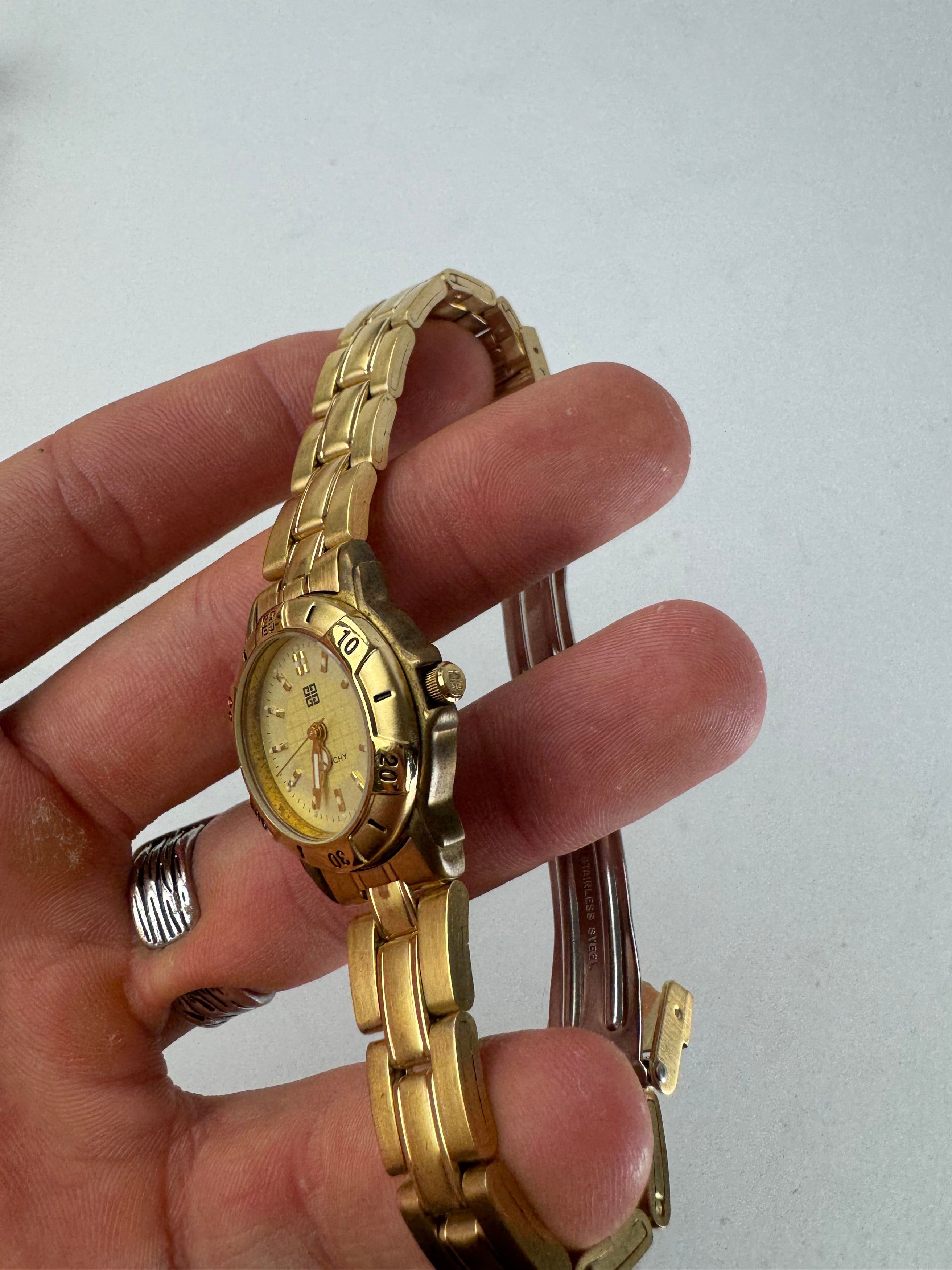 Givenchy Vintage Quartz Gold Plated Watch Size ONE SIZE - 4 Thumbnail