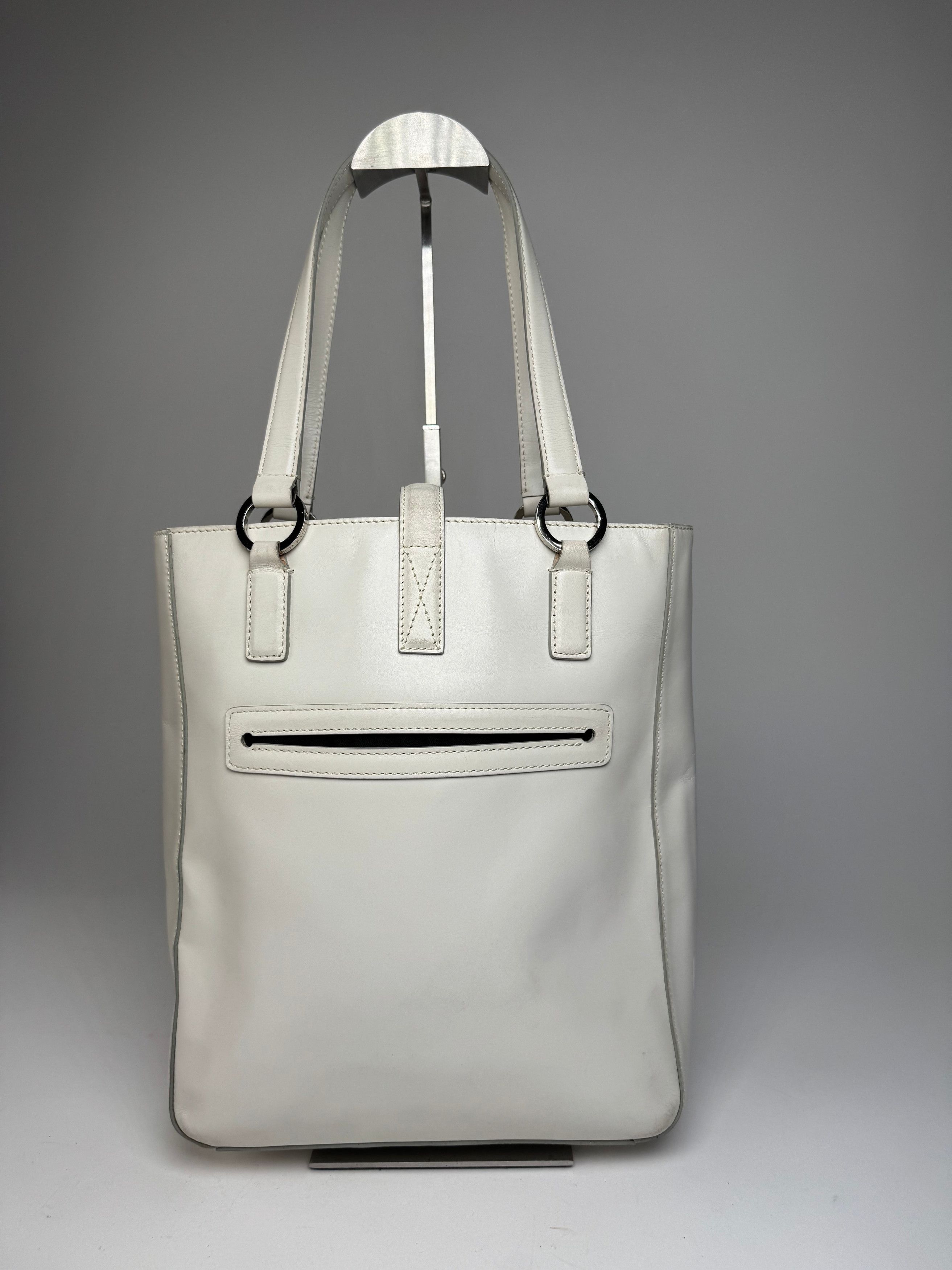Givenchy Vintage Leather Handbag White Size ONE SIZE - 8 Thumbnail