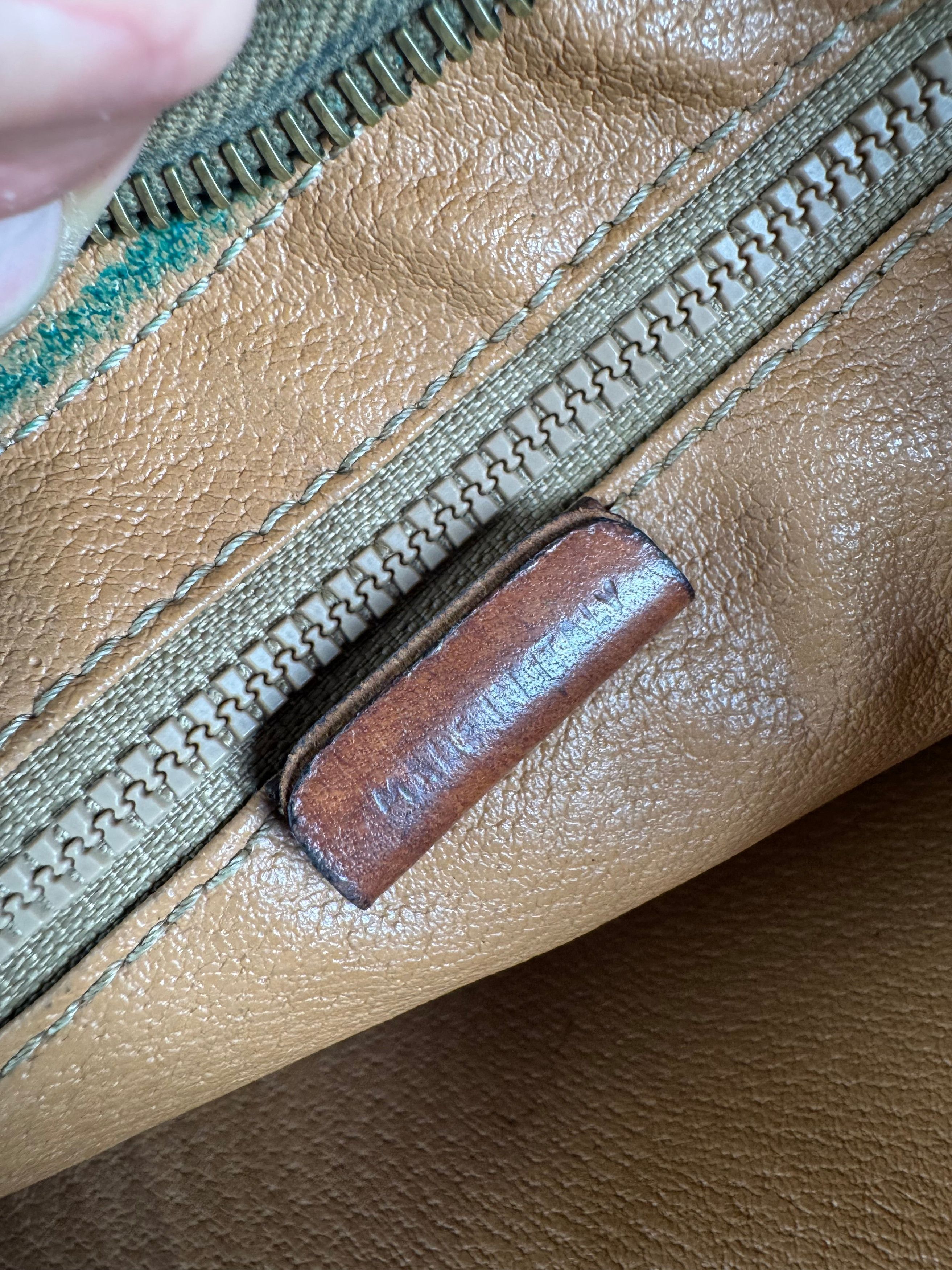 Celine Vintage Paris Monogram Leather Clutch Beige Brown Size ONE SIZE - 4 Thumbnail