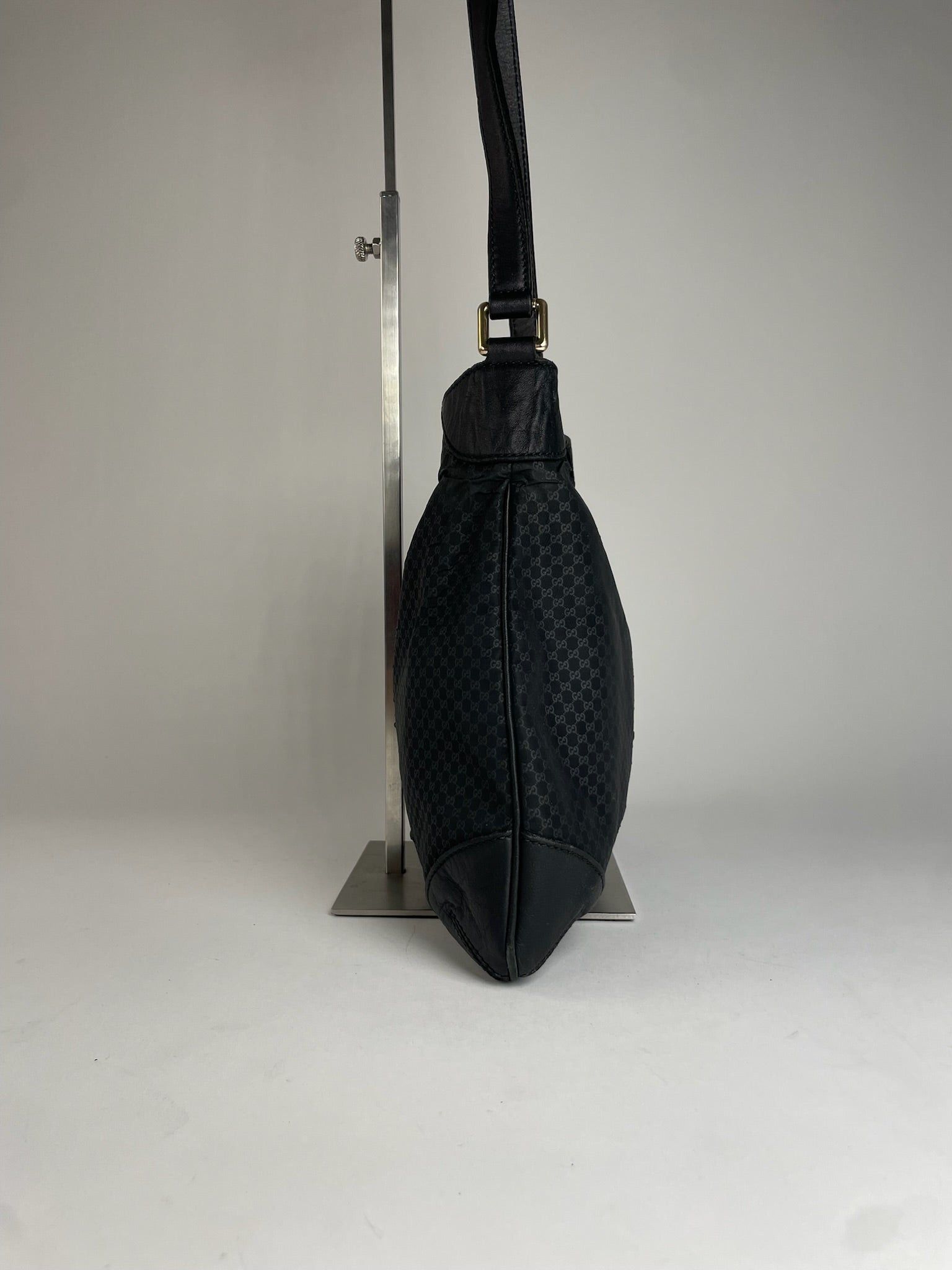 Gucci Vintage Multiway Vegan Leather Monogram Bag Black Size ONE SIZE - 12 Thumbnail