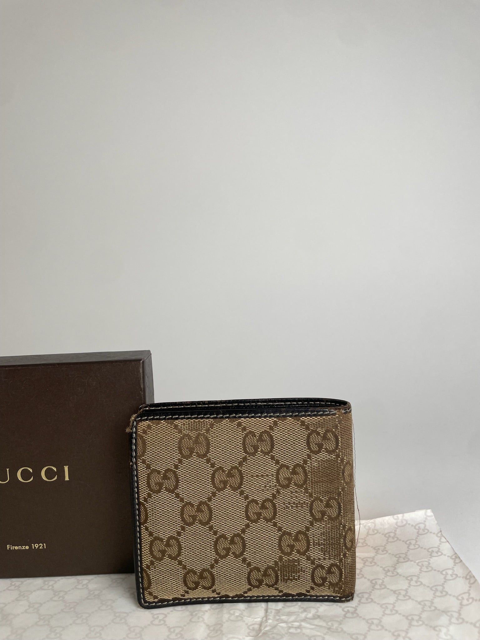 Gucci Vintage Monogram Flapable Leather Wallet Beige Brown Size ONE SIZE - 6 Thumbnail