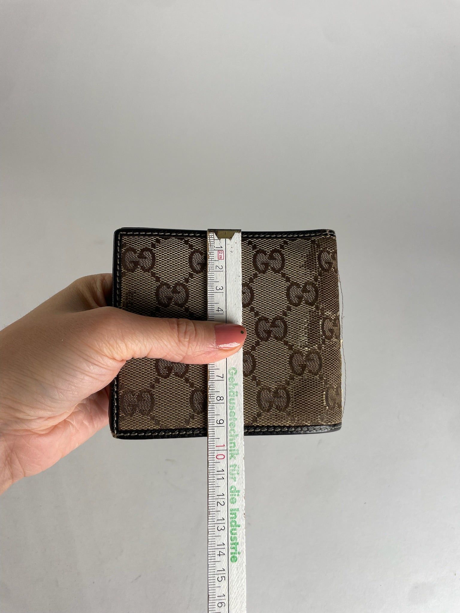 Gucci Vintage Monogram Flapable Leather Wallet Beige Brown Size ONE SIZE - 9 Thumbnail
