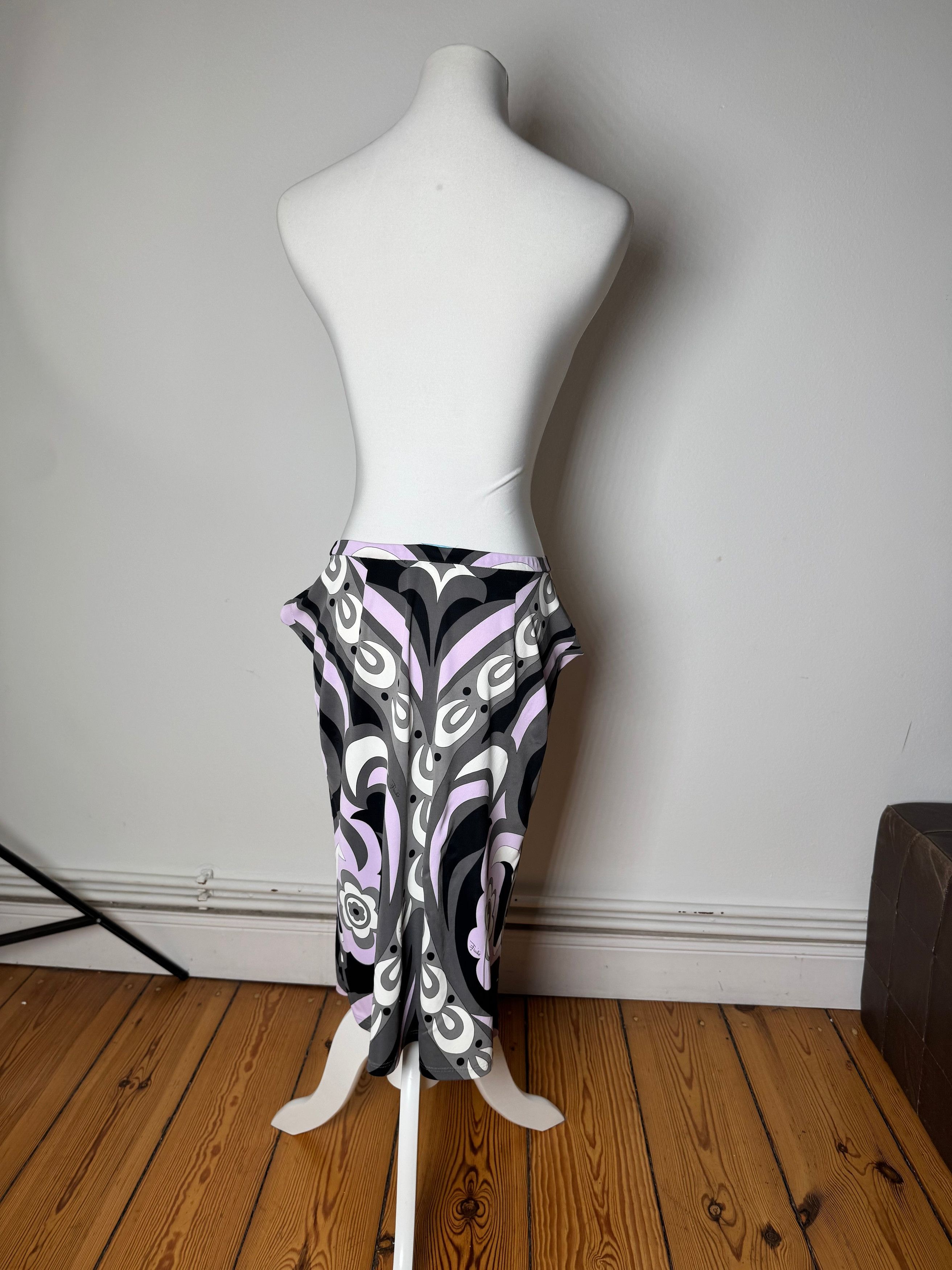 Emilio Pucci Vintage Viscose Abstract Skirt XS Size 24" / US 00 / IT 34 - 3 Thumbnail