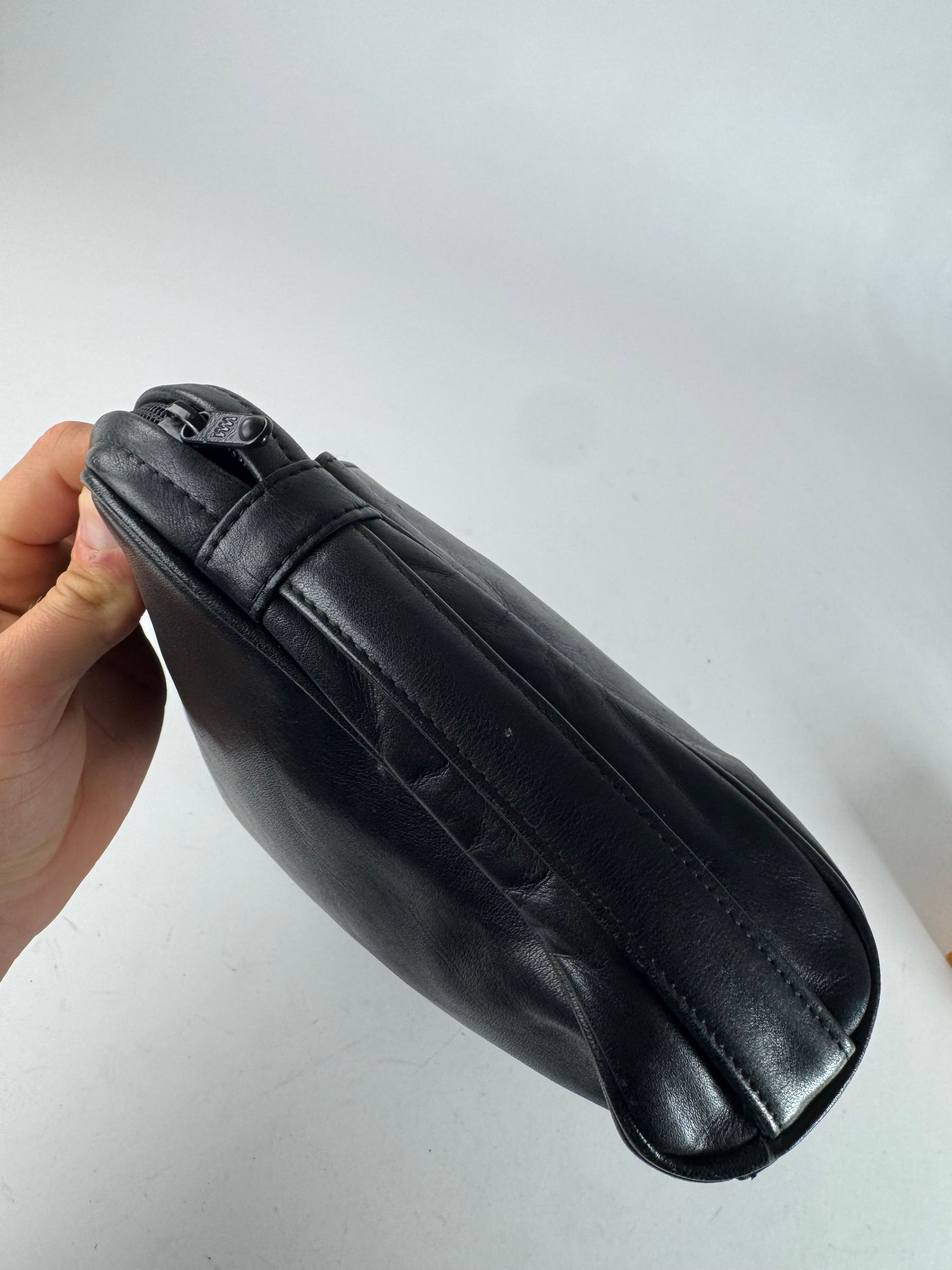 Issey Miyake Vintage Leather Clutch Black Size ONE SIZE - 10 Thumbnail