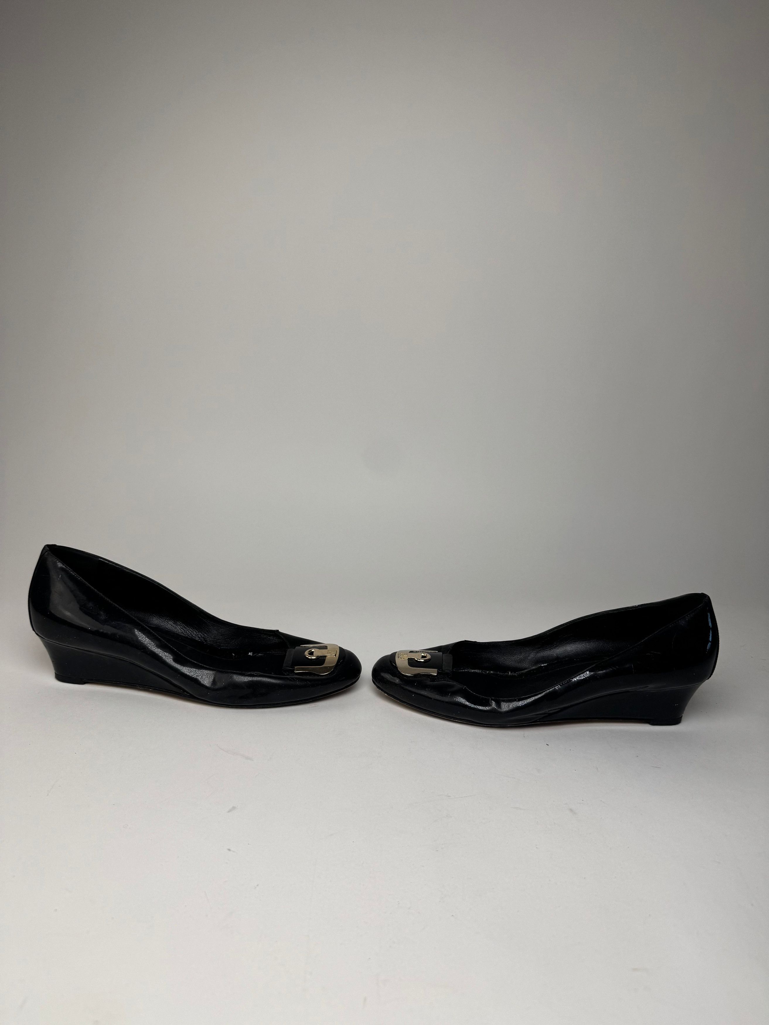 Fendi Vintage Patent Leather Clogs Black EU41 Size US 10 / IT 40 - 7 Thumbnail