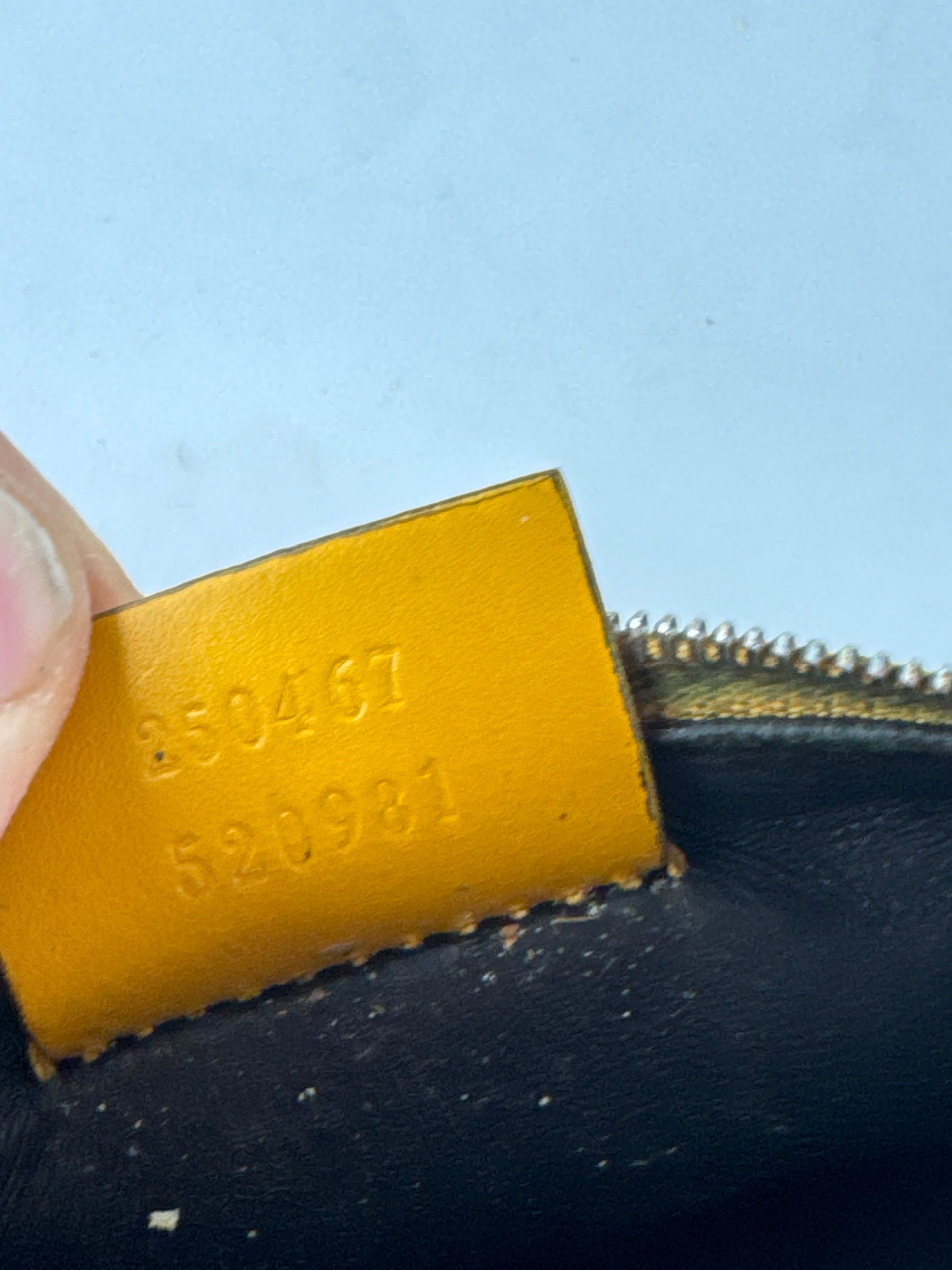 Gucci Vintage Leather Card Holder Yellow Size ONE SIZE - 4 Thumbnail