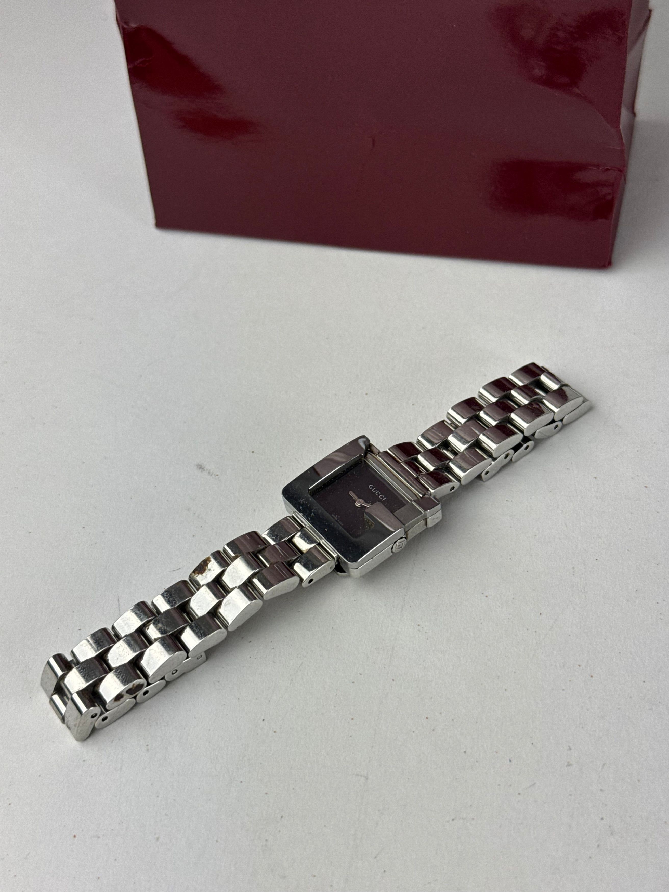 Gucci Vintage Metal Quartz Watch Silver Size ONE SIZE - 6 Thumbnail