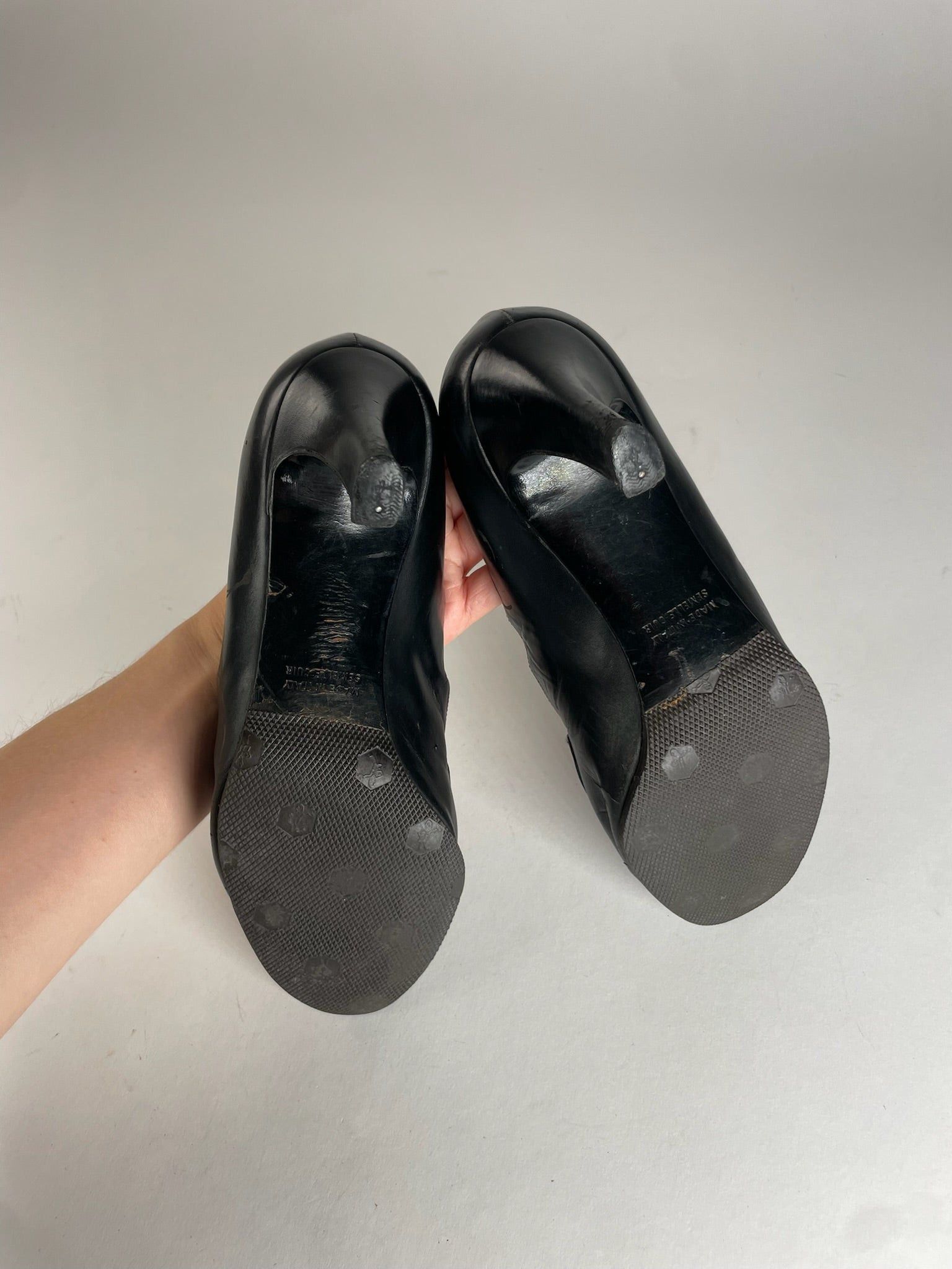 Celine Vintage Leather Pumps Black EU36 Size US 5 / IT 35 - 5 Thumbnail