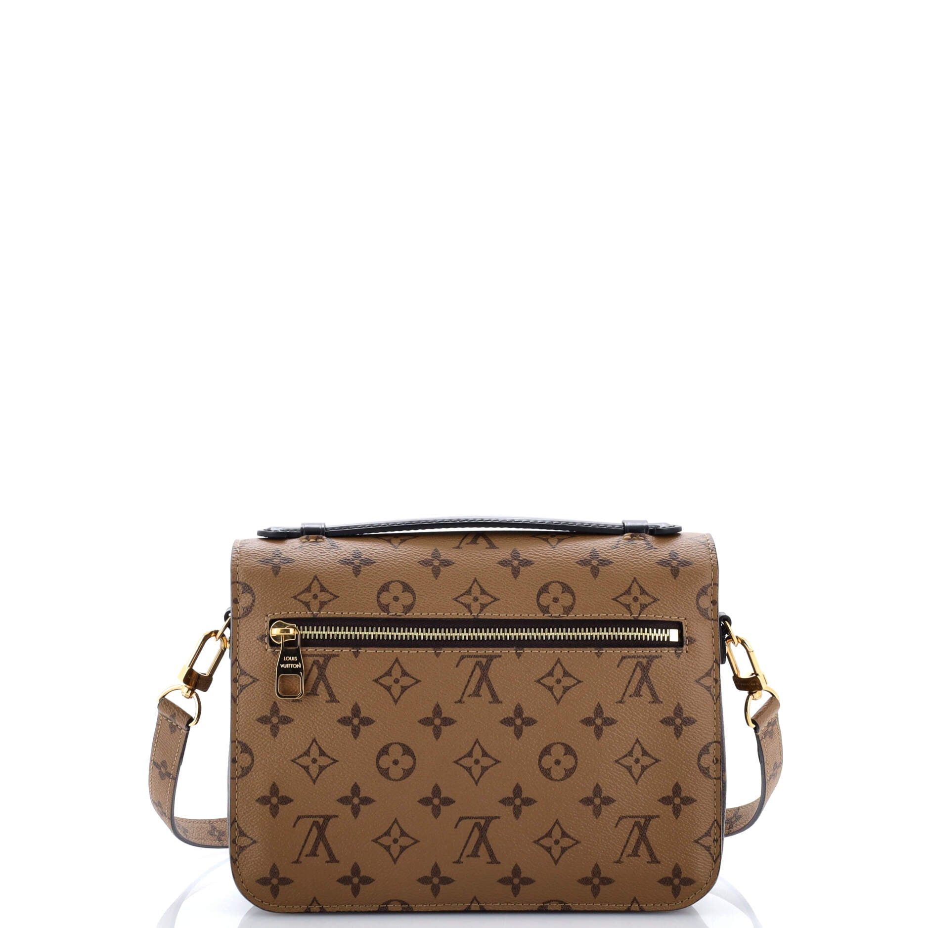 Louis Vuitton Pochette Metis Size ONE SIZE - 3 Thumbnail