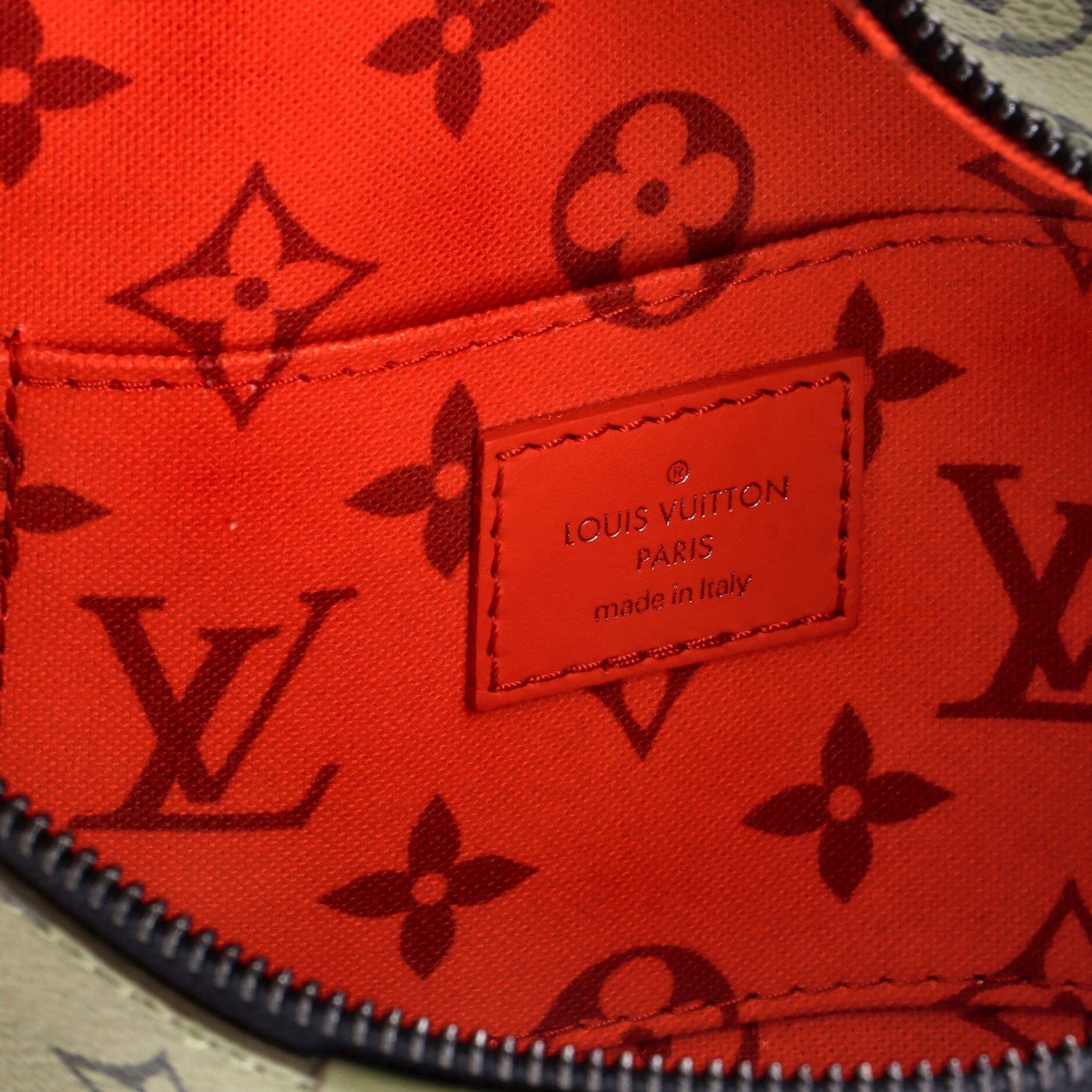 Louis Vuitton LV Moon Crossbody Bag Size ONE SIZE - 7 Thumbnail