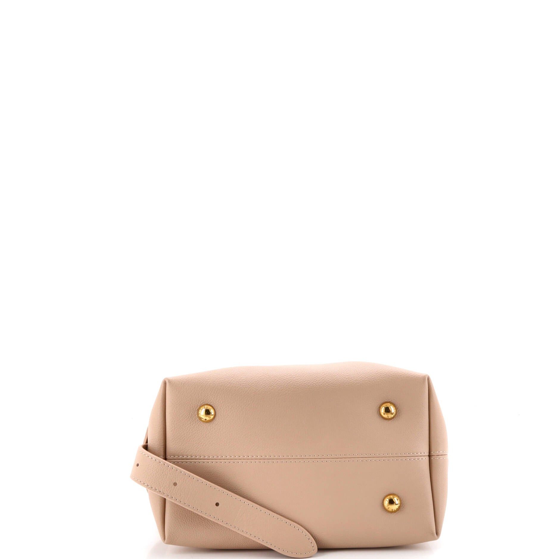 Louis Vuitton Low Key Hobo Size ONE SIZE - 5 Thumbnail