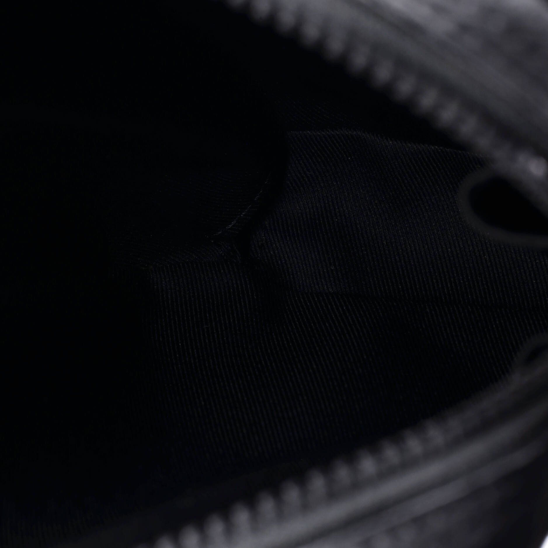 Louis Vuitton Side Utility Bag Size ONE SIZE - 5 Thumbnail
